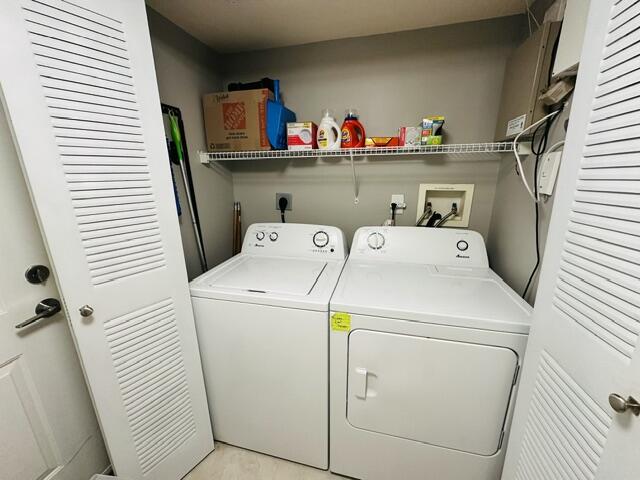 902 Villa Circle Property Photo 9