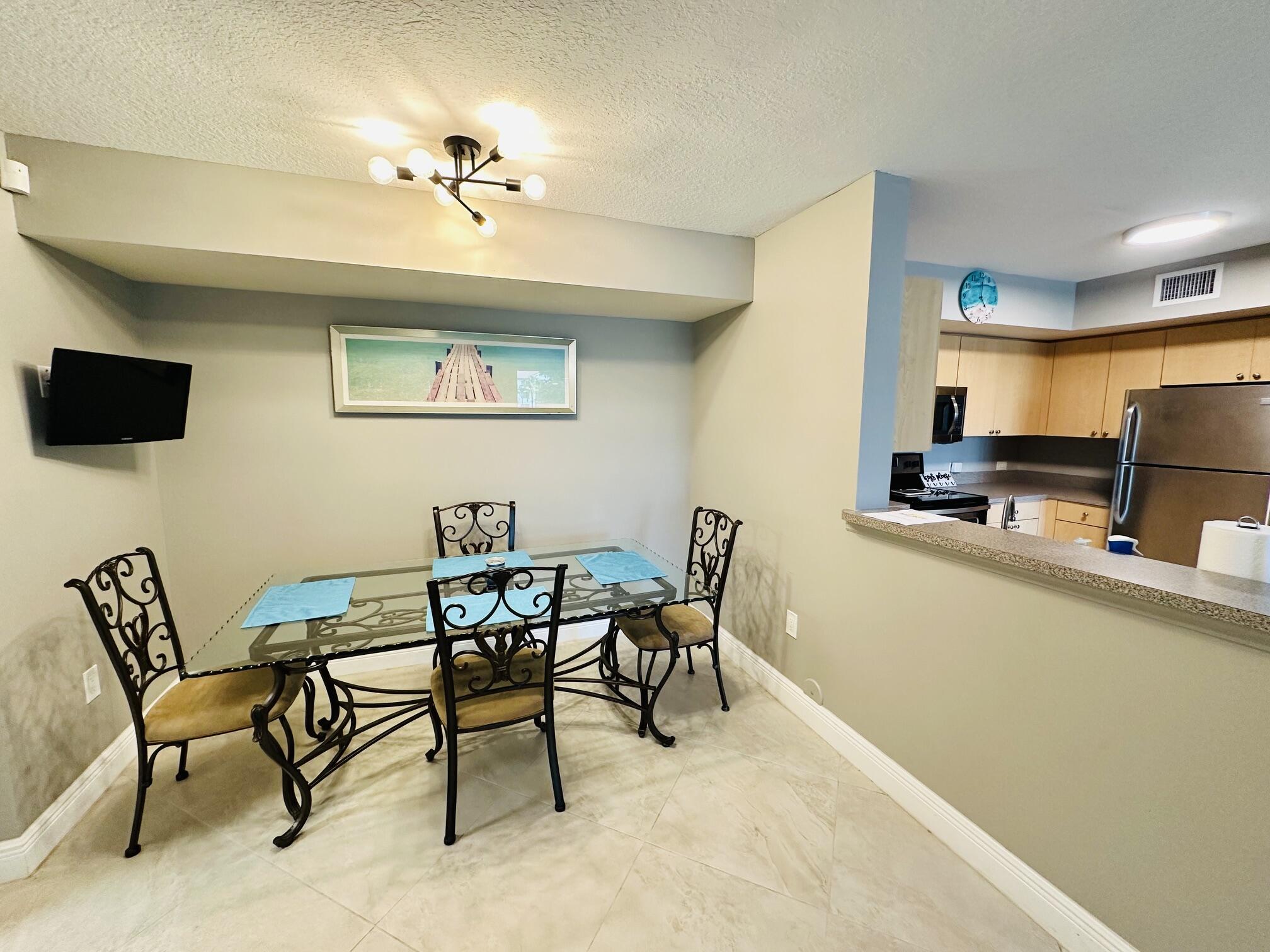 902 Villa Circle Property Photo 19