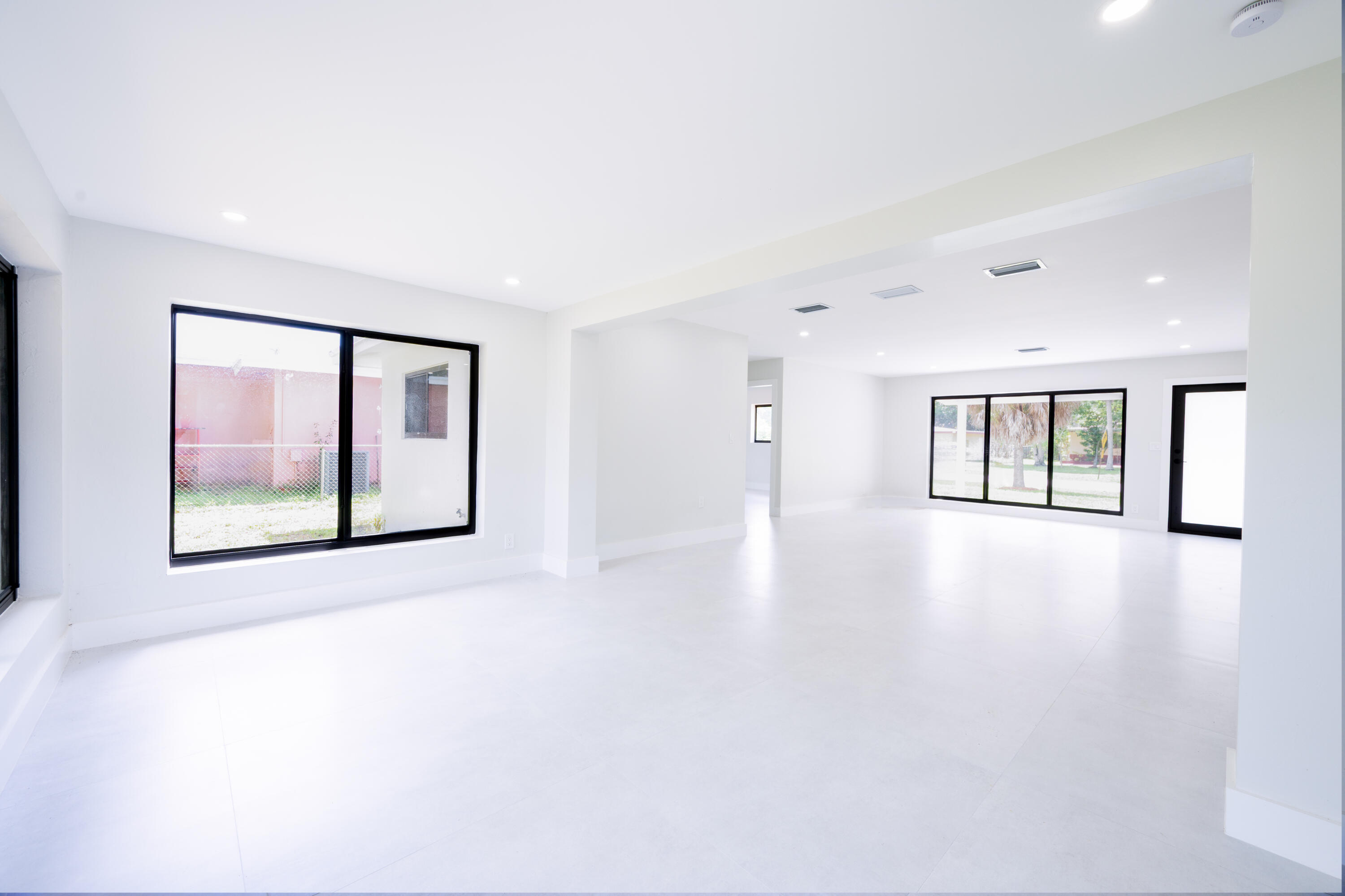 810 Wyoming Avenue Property Photo 23