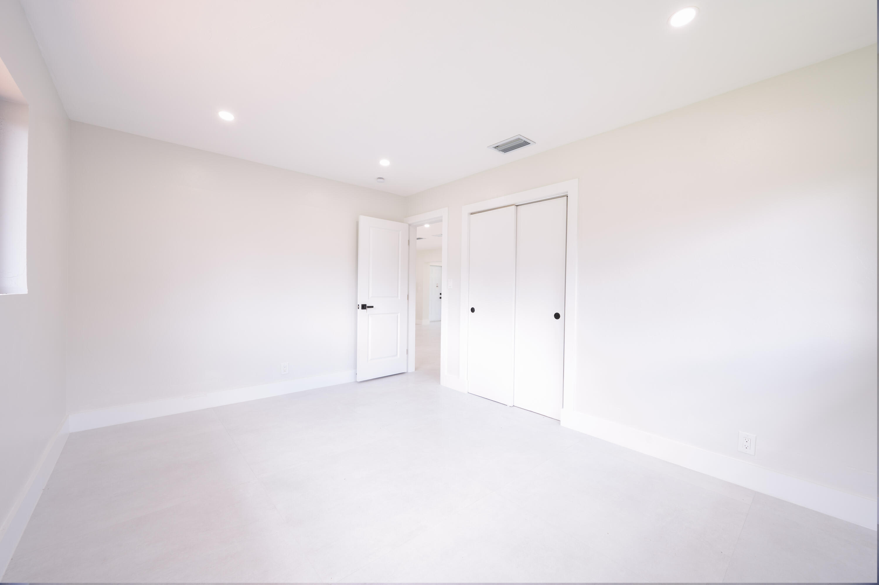 810 Wyoming Avenue Property Photo 32