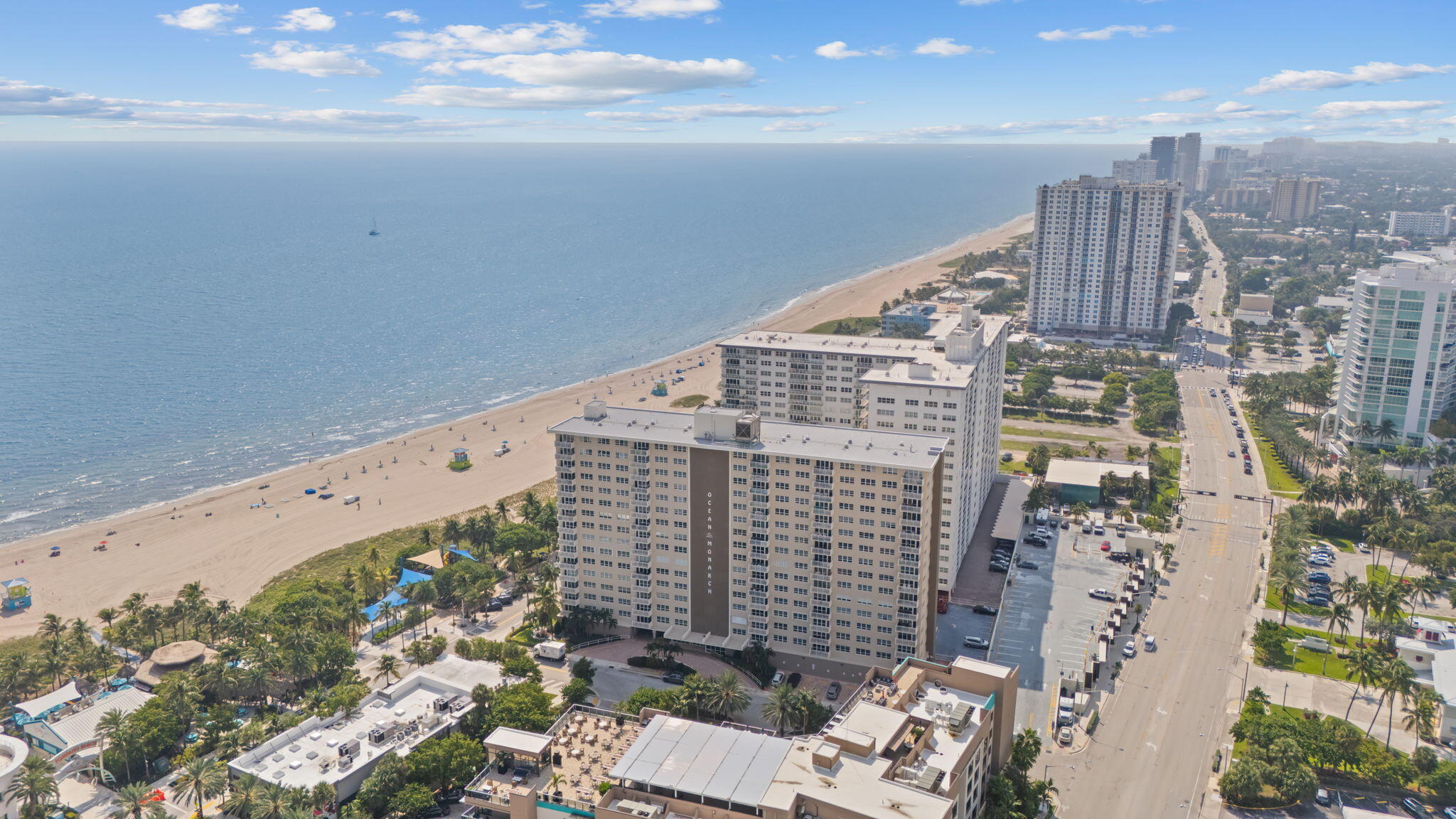 133 N Pompano Beach Boulevard Ph-11 Property Photo 1