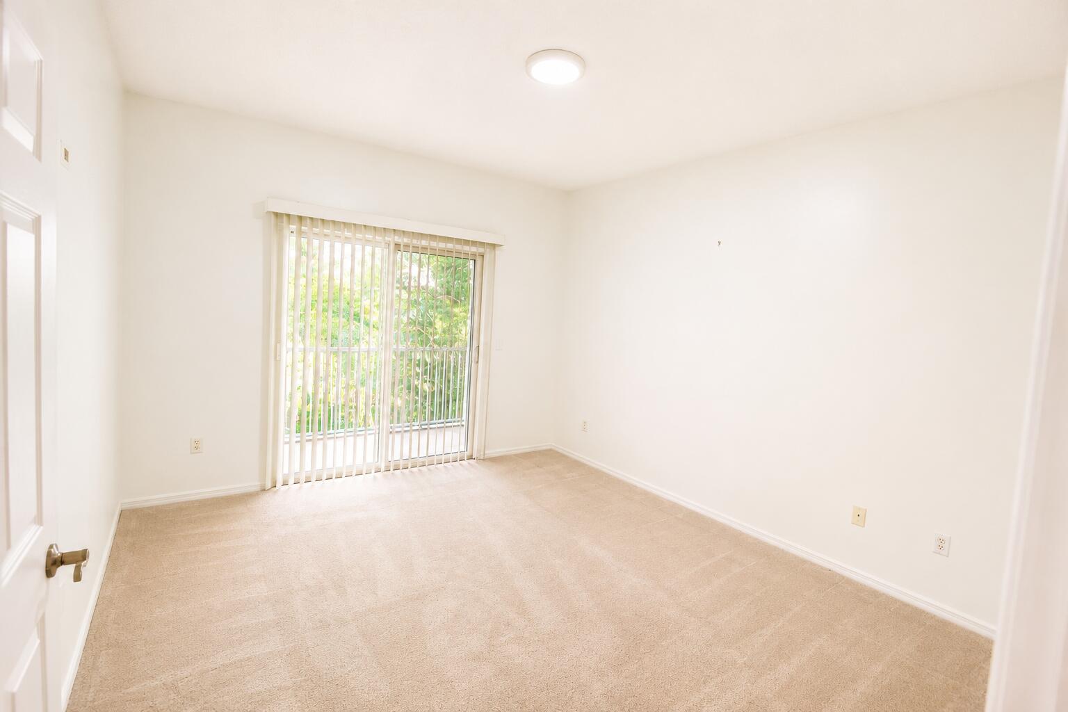 2927 Crestwood Terrace 7201 Property Photo 14
