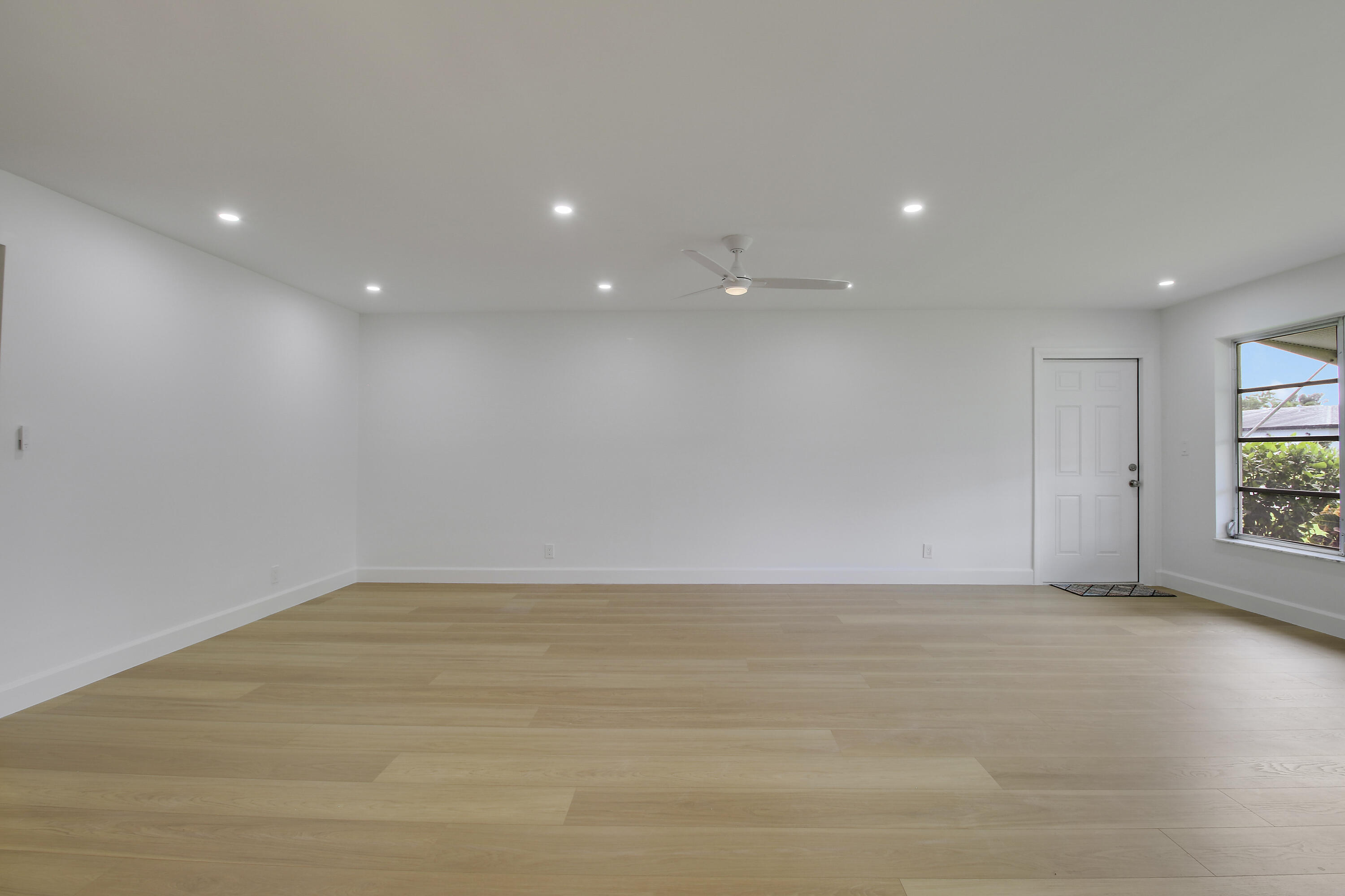 625 High Point Drive C Property Photo 14
