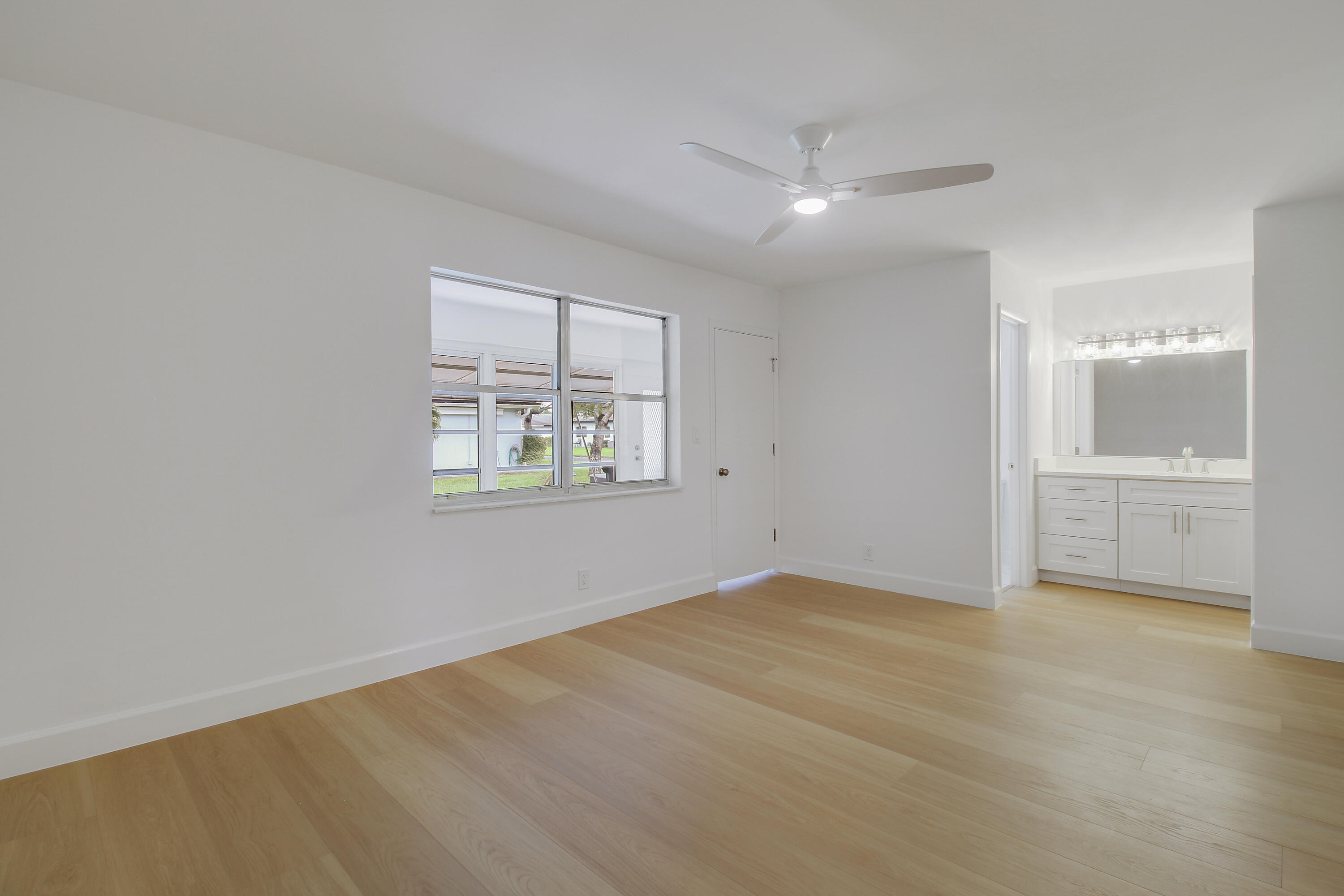 625 High Point Drive C Property Photo 18