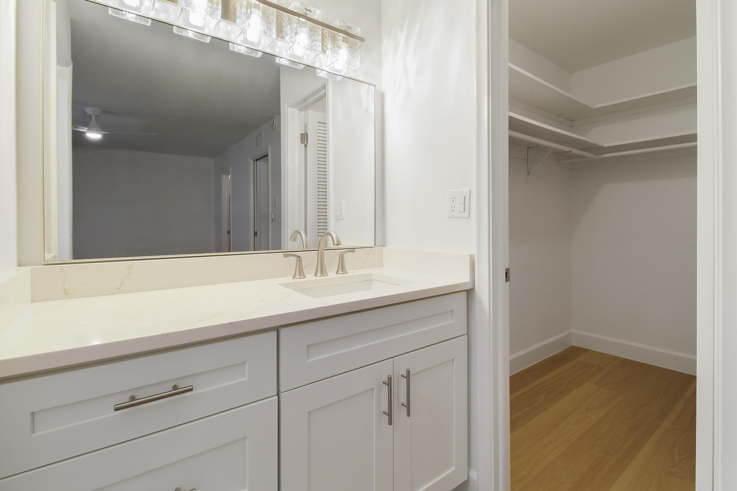 625 High Point Drive C Property Photo 21