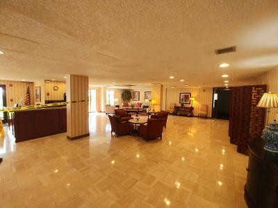 3031 N Ocean Boulevard 502 Property Photo 4