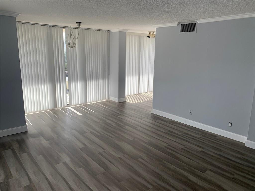 3031 N Ocean Boulevard 502 Property Photo 19