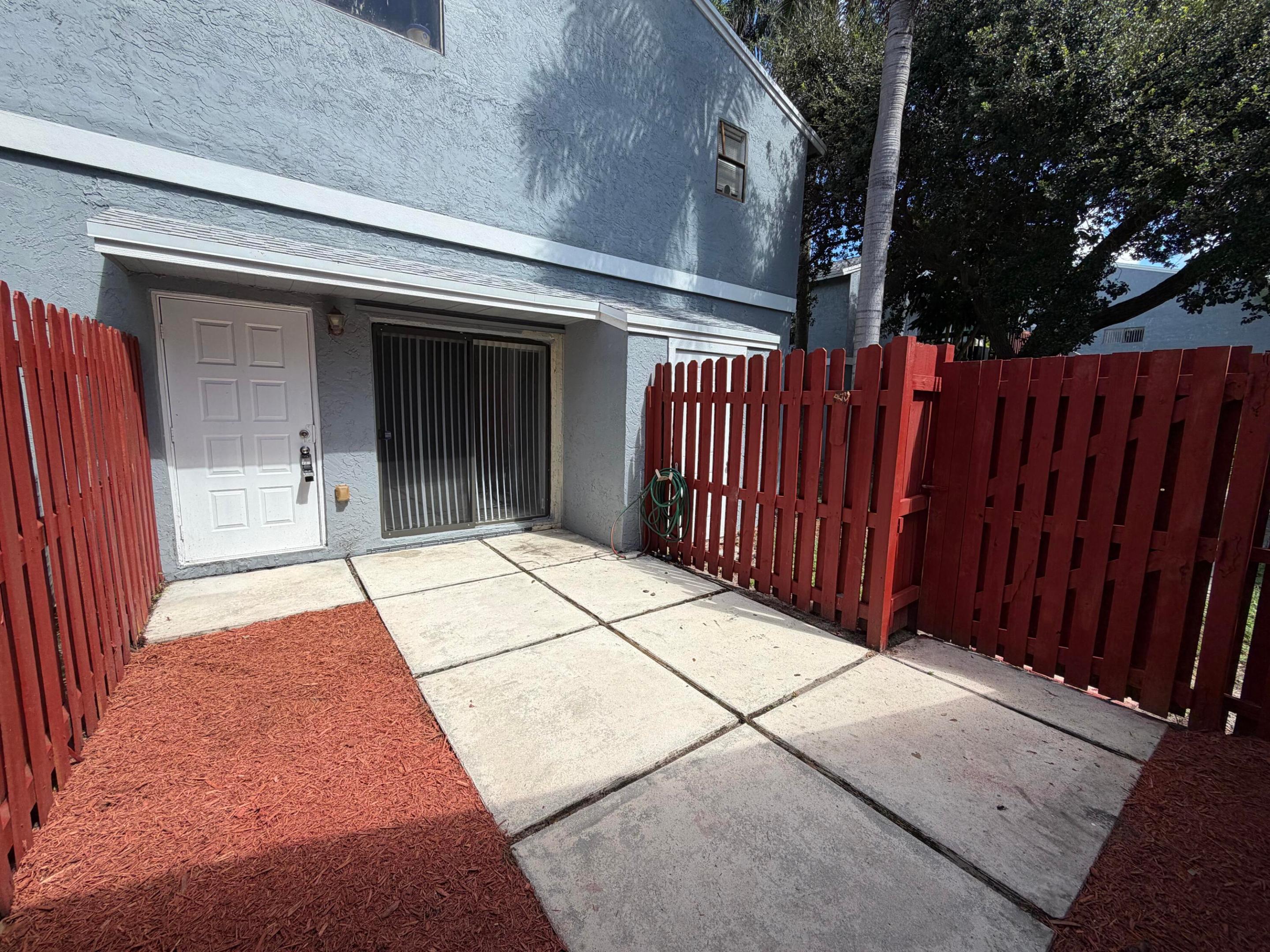 9 Crossings Circle D Property Photo 1