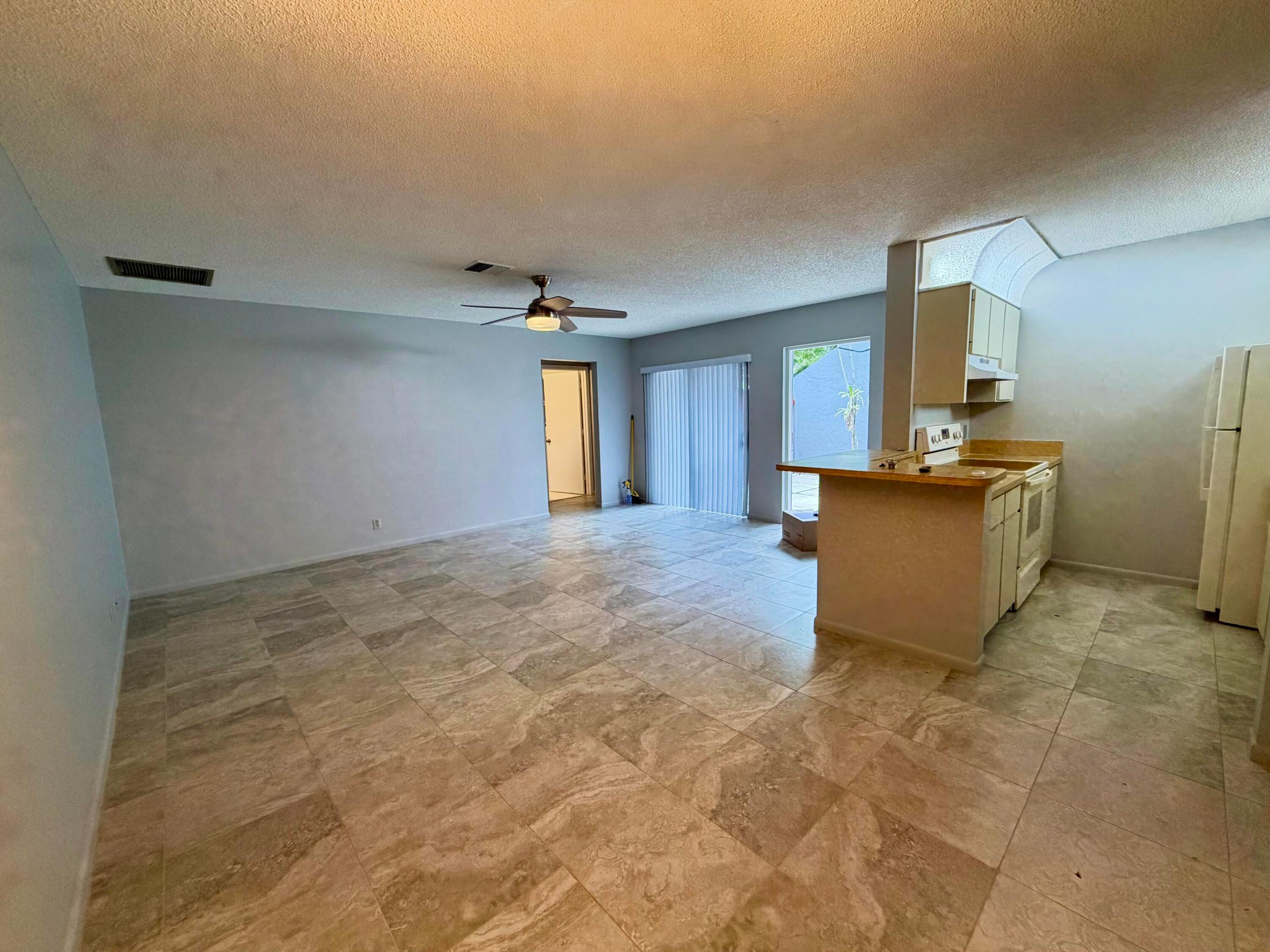 9 Crossings Circle D Property Photo 8
