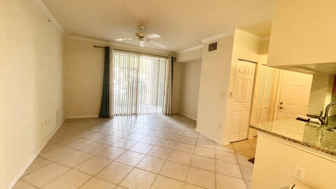 6530 Emerald Dunes Drive Property Photo 4