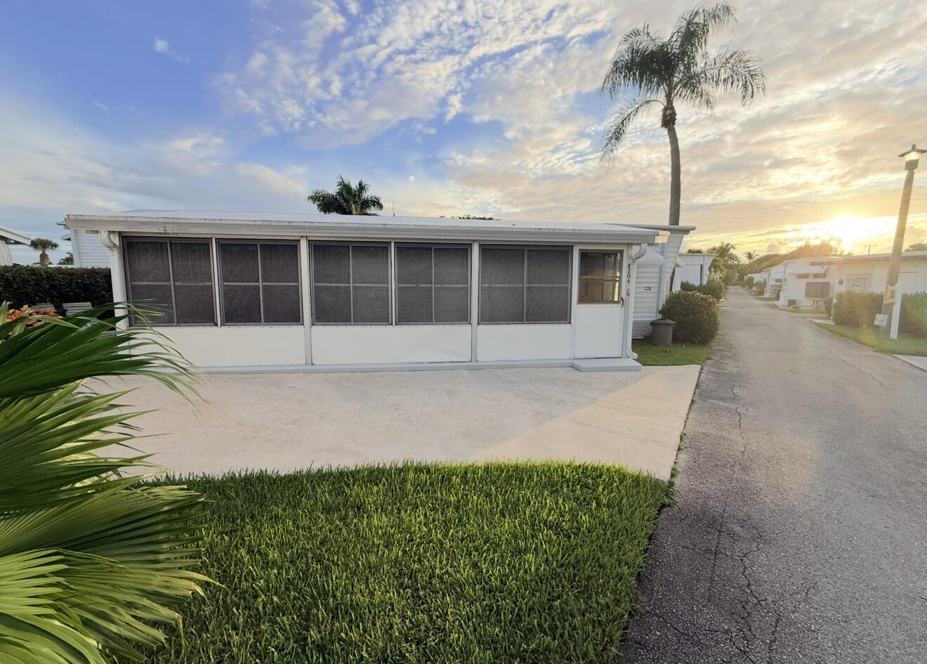 209 E Eagle Drive E Property Photo 1