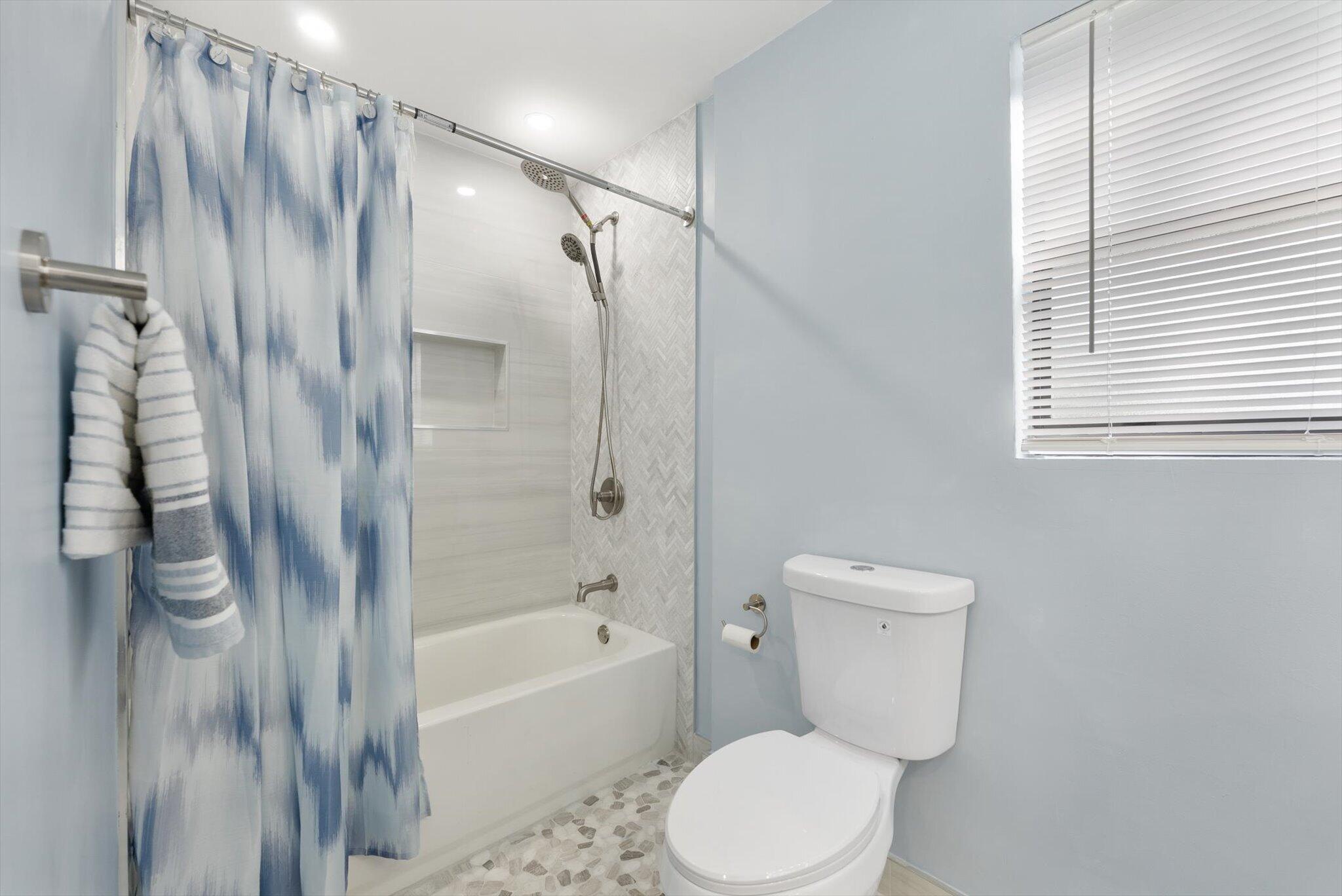 17495 47th Court N Property Photo 15
