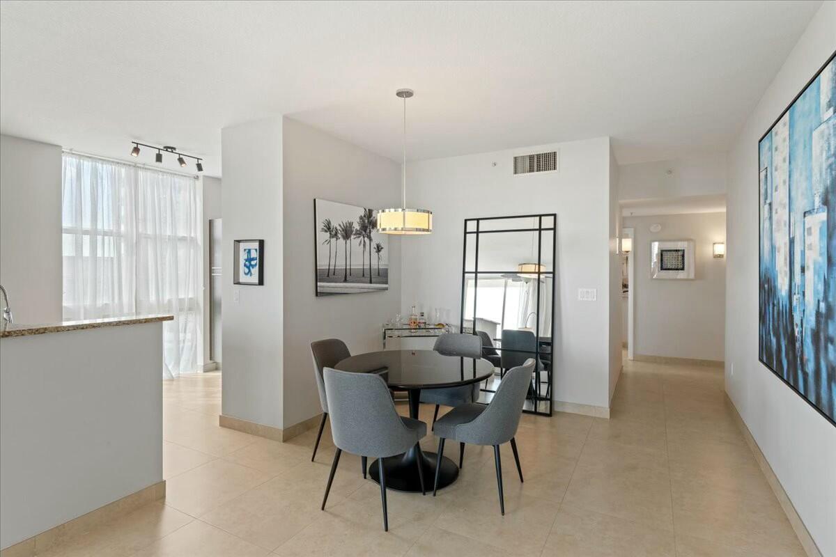 550 Okeechobee Boulevard 1001 Property Photo 8