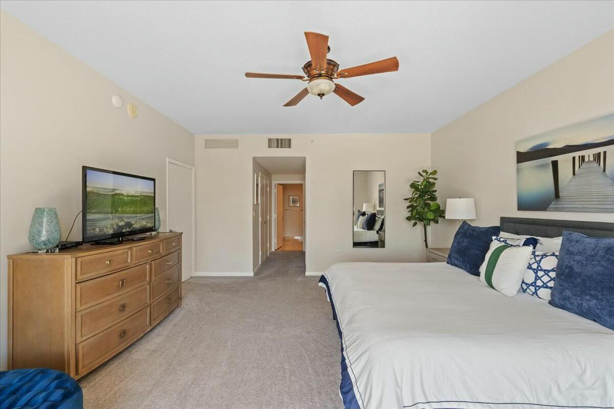 550 Okeechobee Boulevard 1001 Property Photo 14