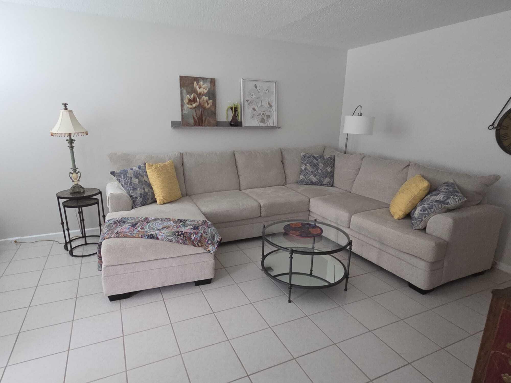 1004 Newport G 1004 Property Photo 1
