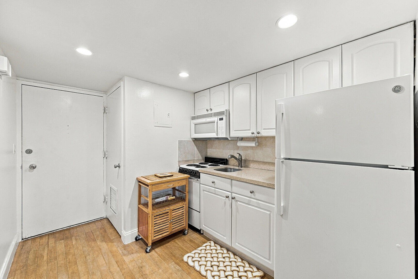 3000 E Sunrise Boulevard 2h Property Photo 3