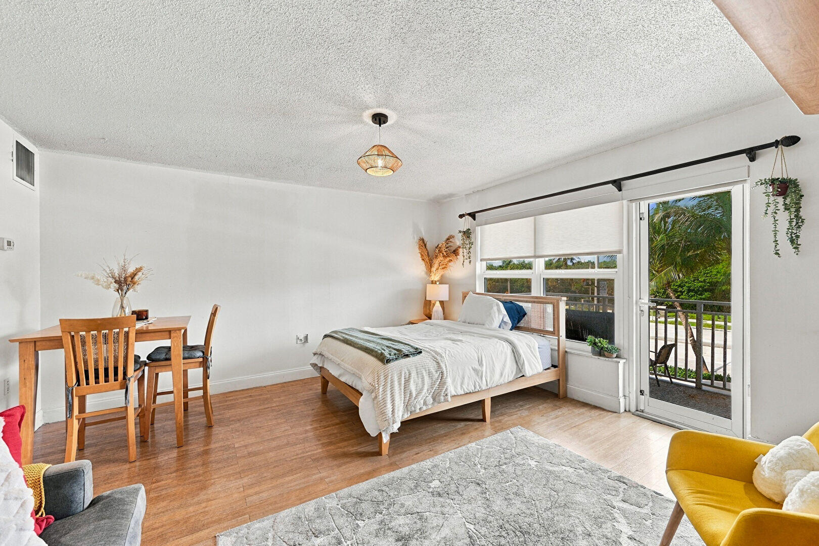 3000 E Sunrise Boulevard 2h Property Photo 5