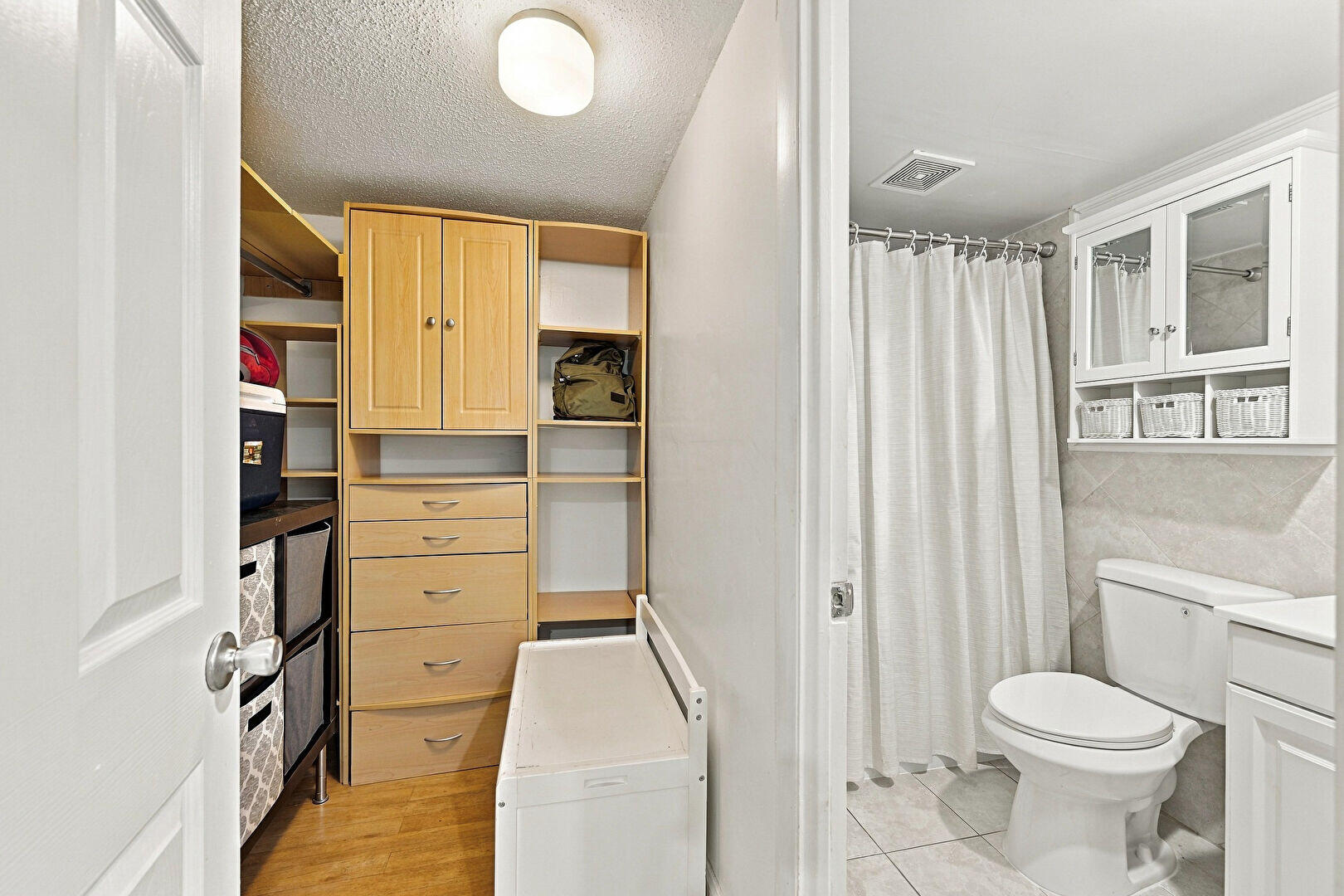 3000 E Sunrise Boulevard 2h Property Photo 8