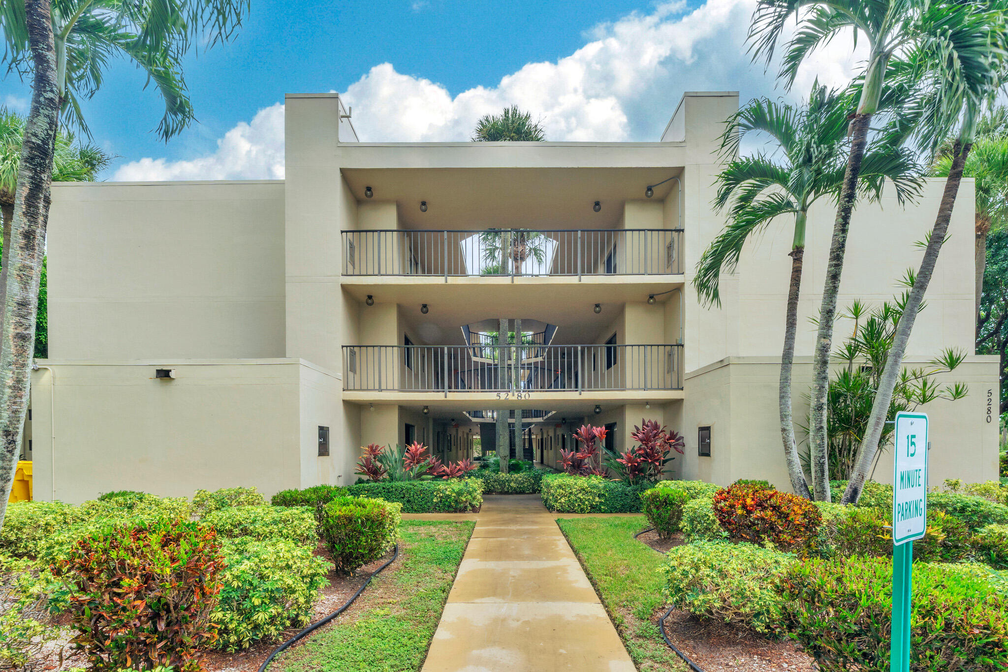 5280 Las Verdes Circle 320 Property Photo 1