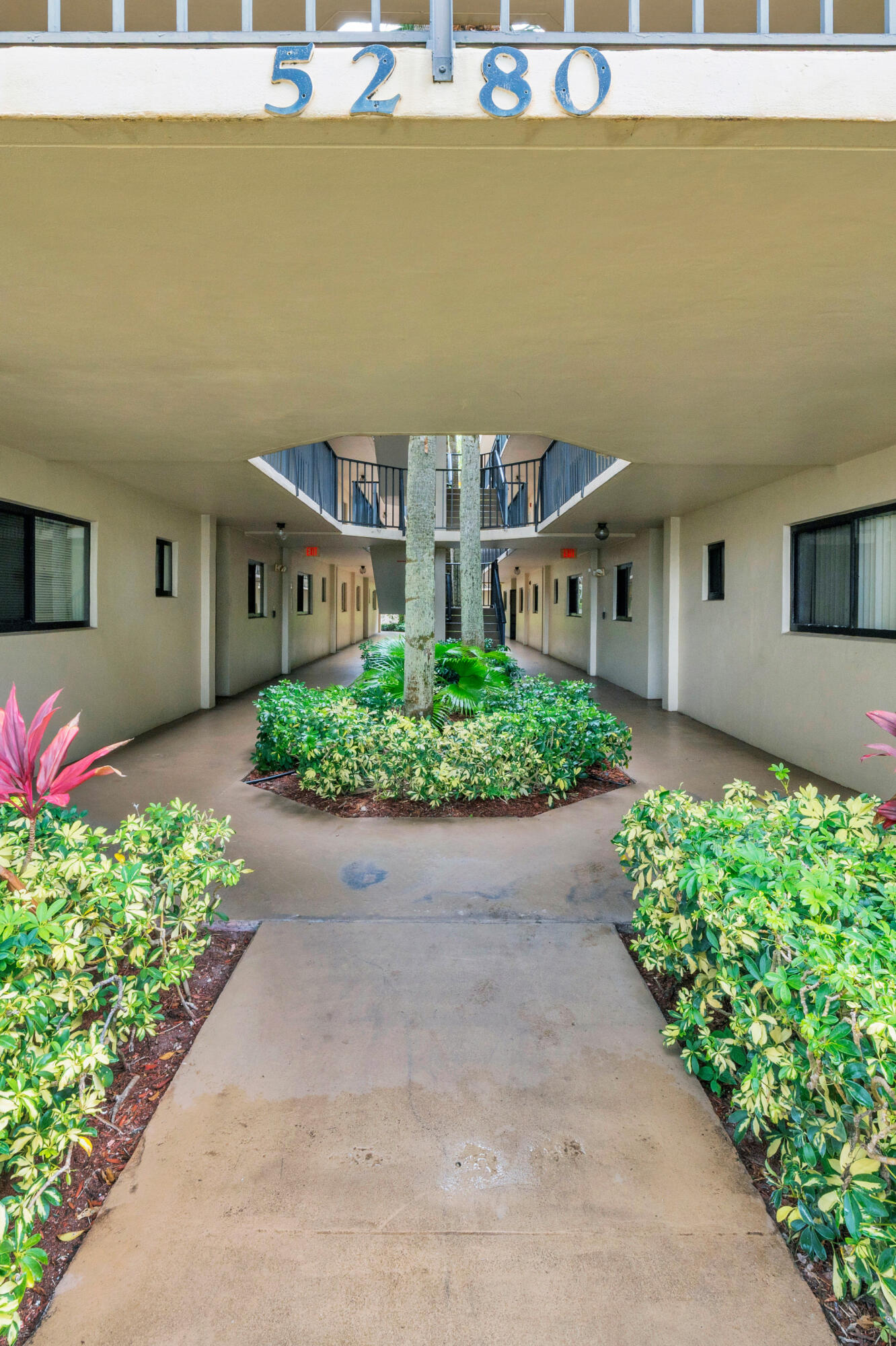 5280 Las Verdes Circle 320 Property Photo 2