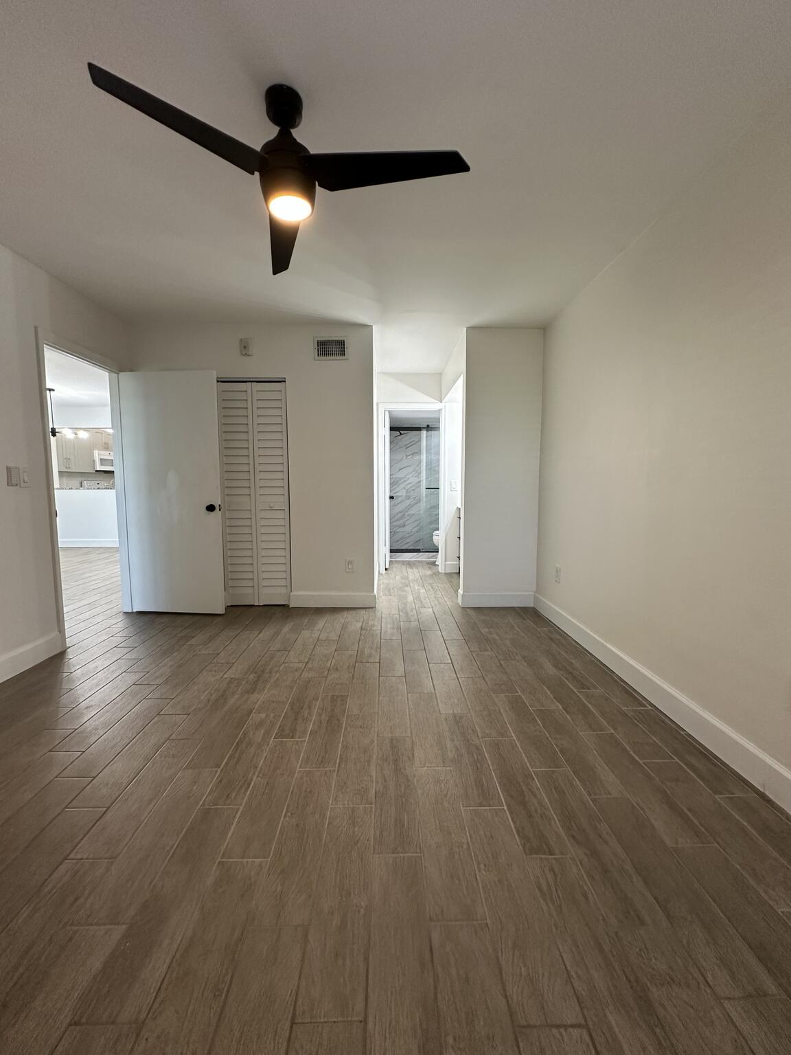 351 Club Circle 108 Property Photo 13