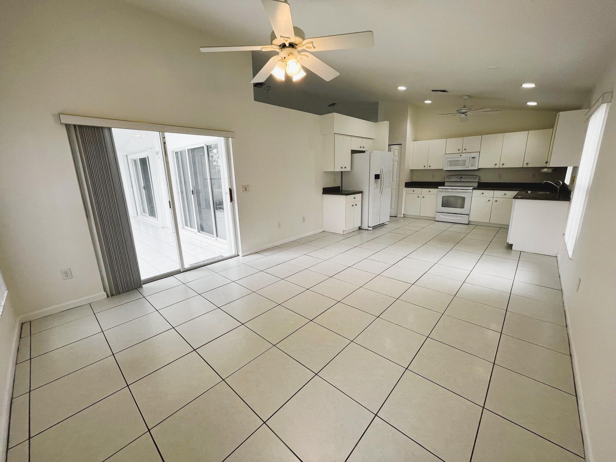 22875 Barrister Drive Property Photo 9