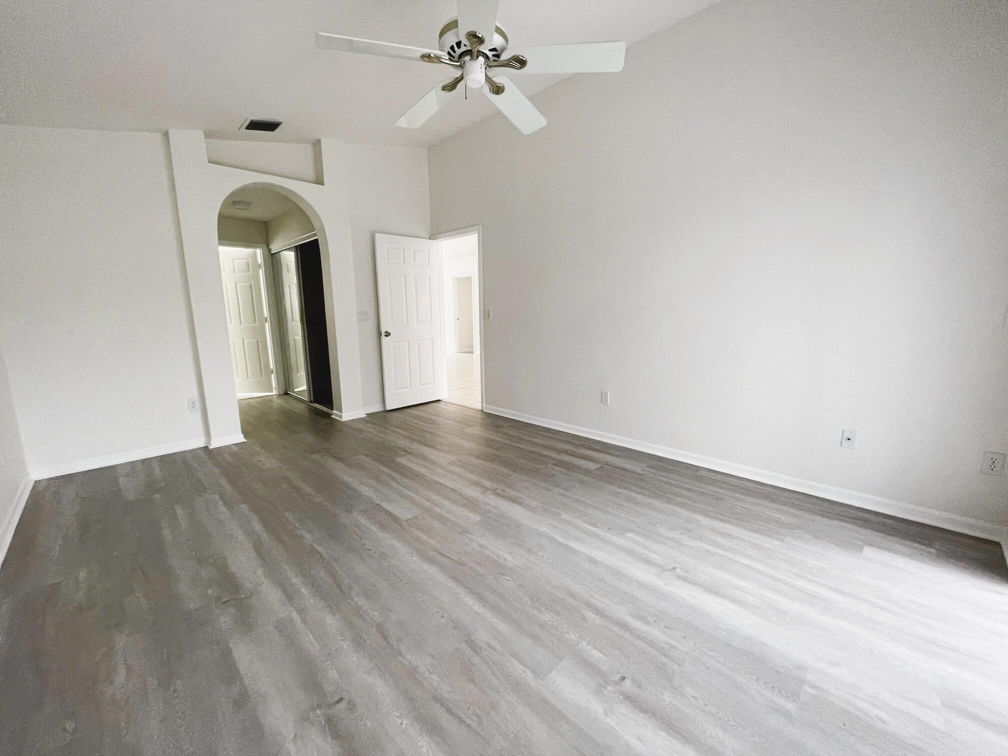 22875 Barrister Drive Property Photo 17
