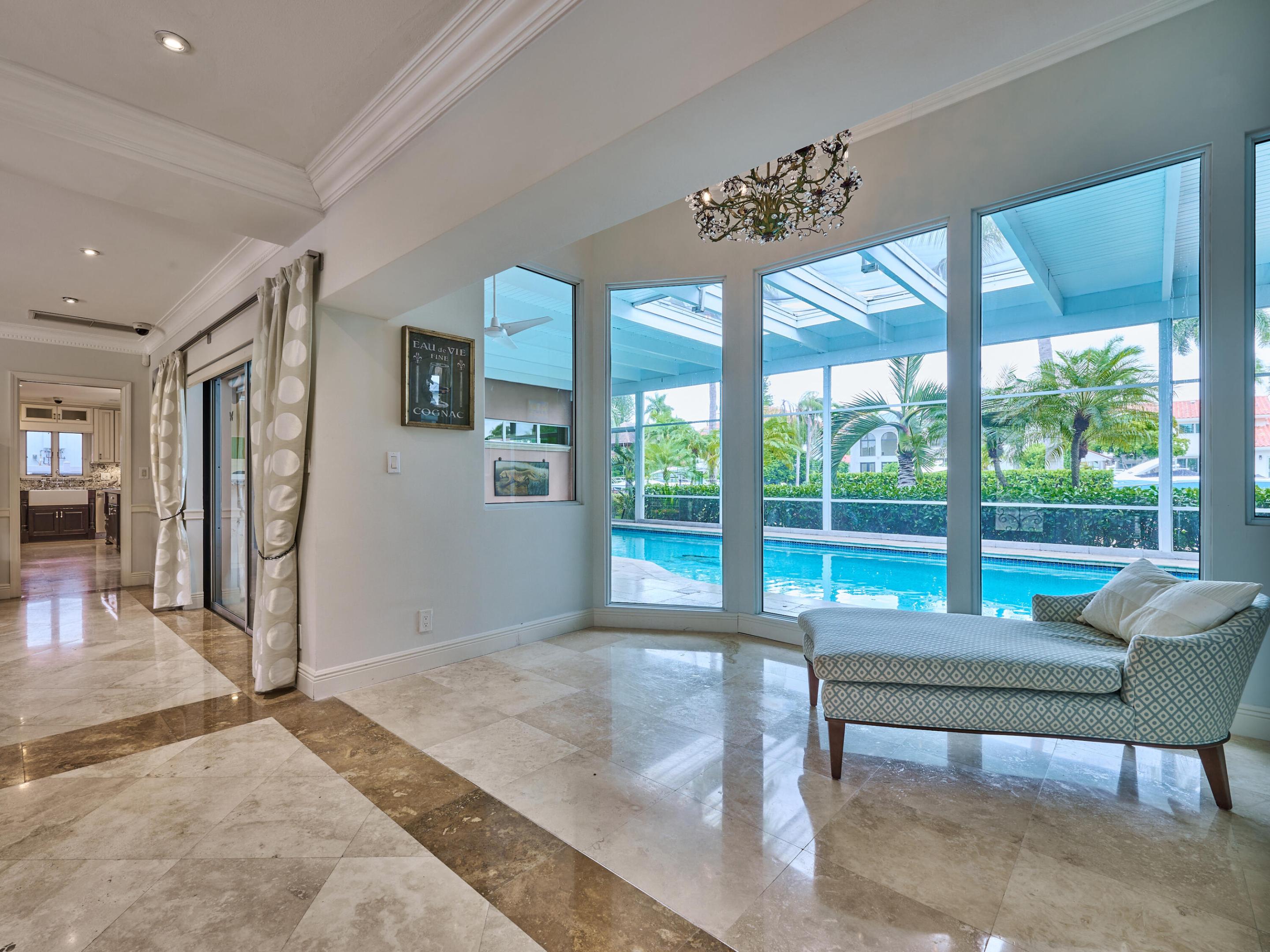 501 Coconut Isle Drive Property Photo 8