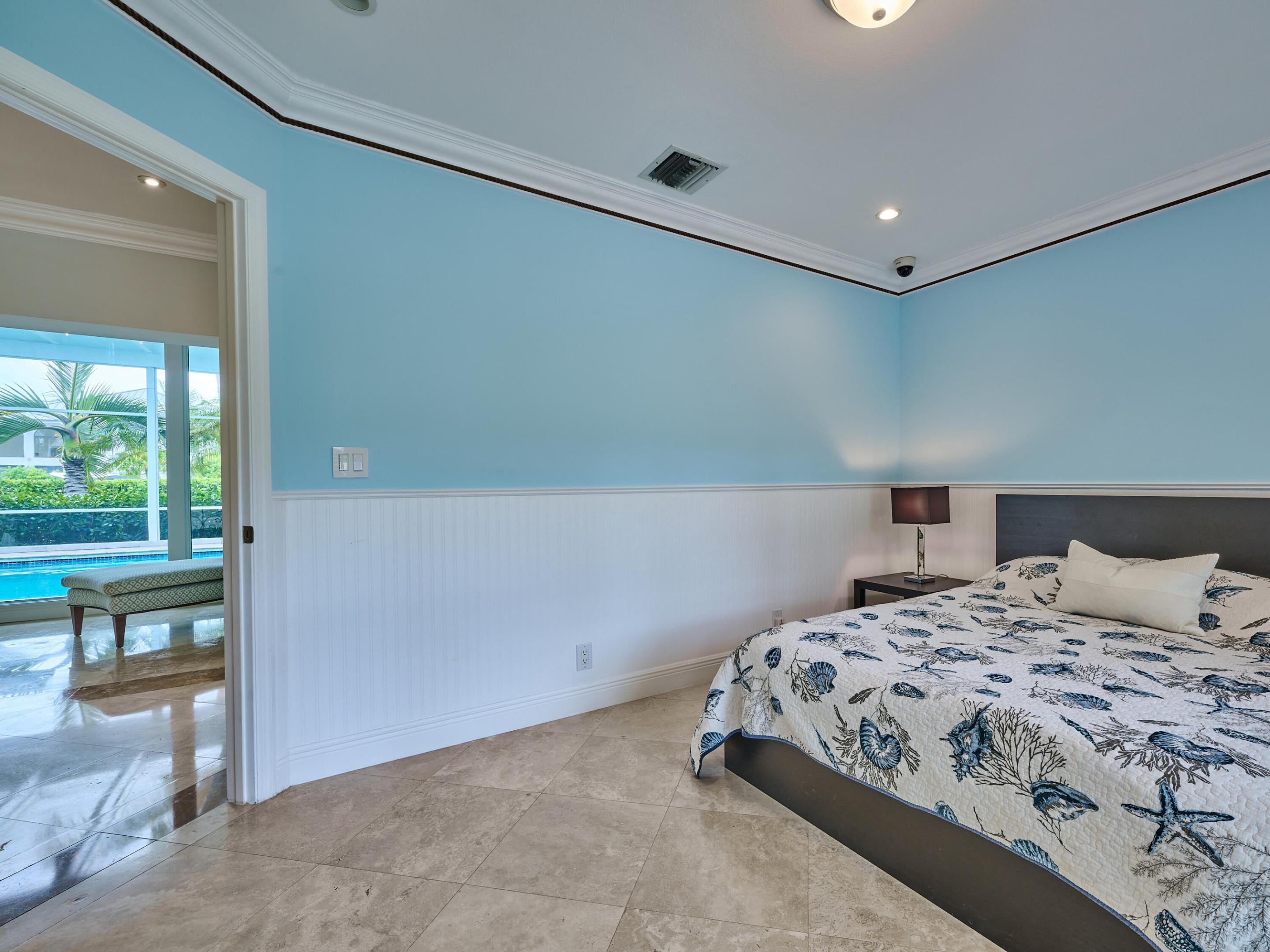 501 Coconut Isle Drive Property Photo 13