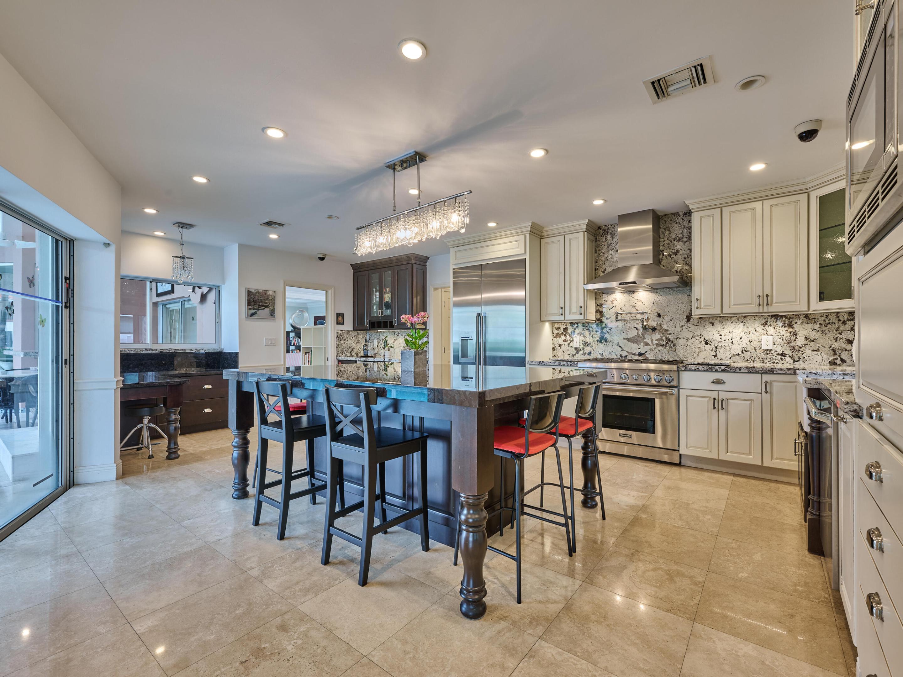 501 Coconut Isle Drive Property Photo 35