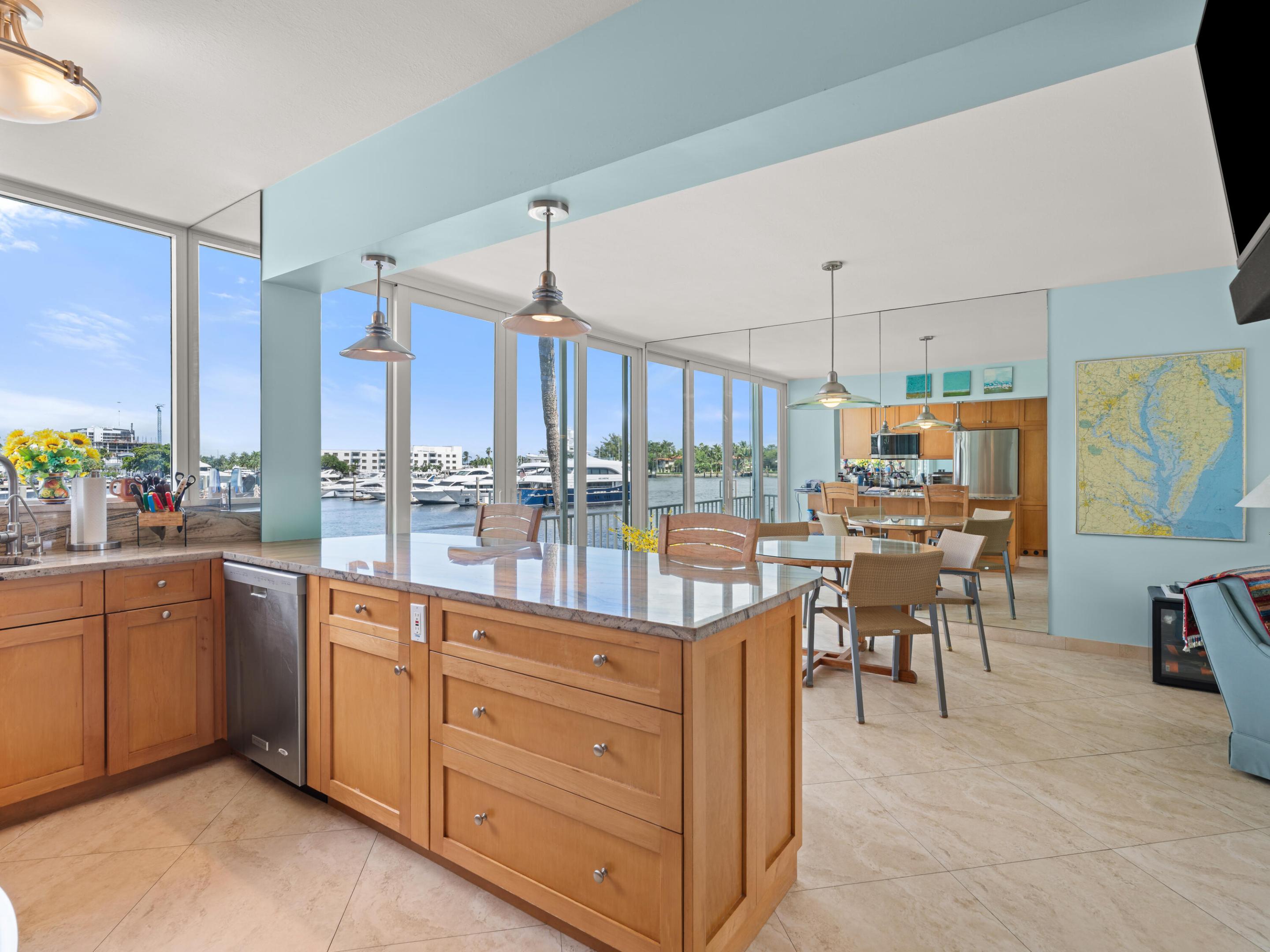 3037 Harbor Drive 18 Property Photo 1