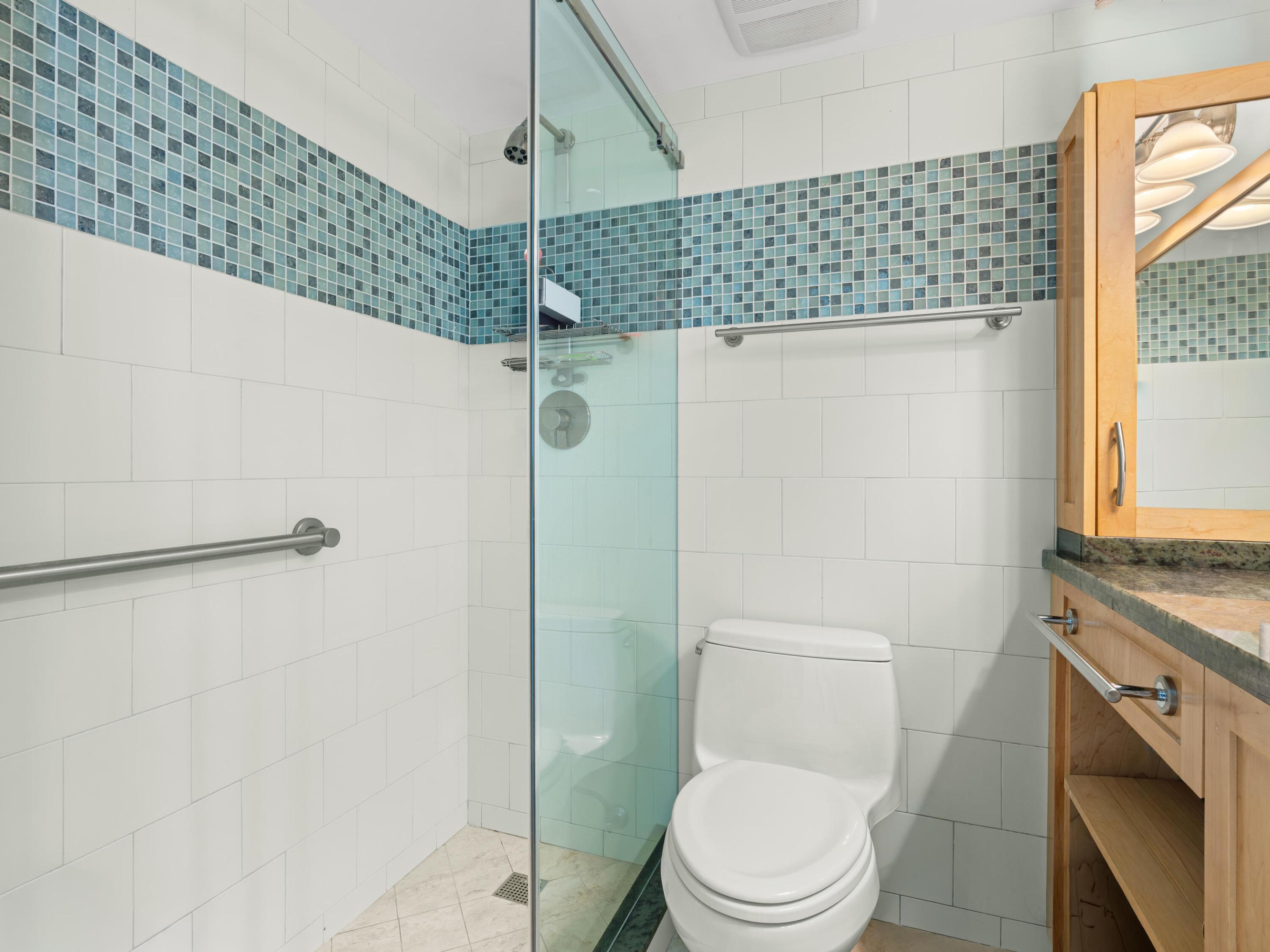 3037 Harbor Drive 18 Property Photo 14