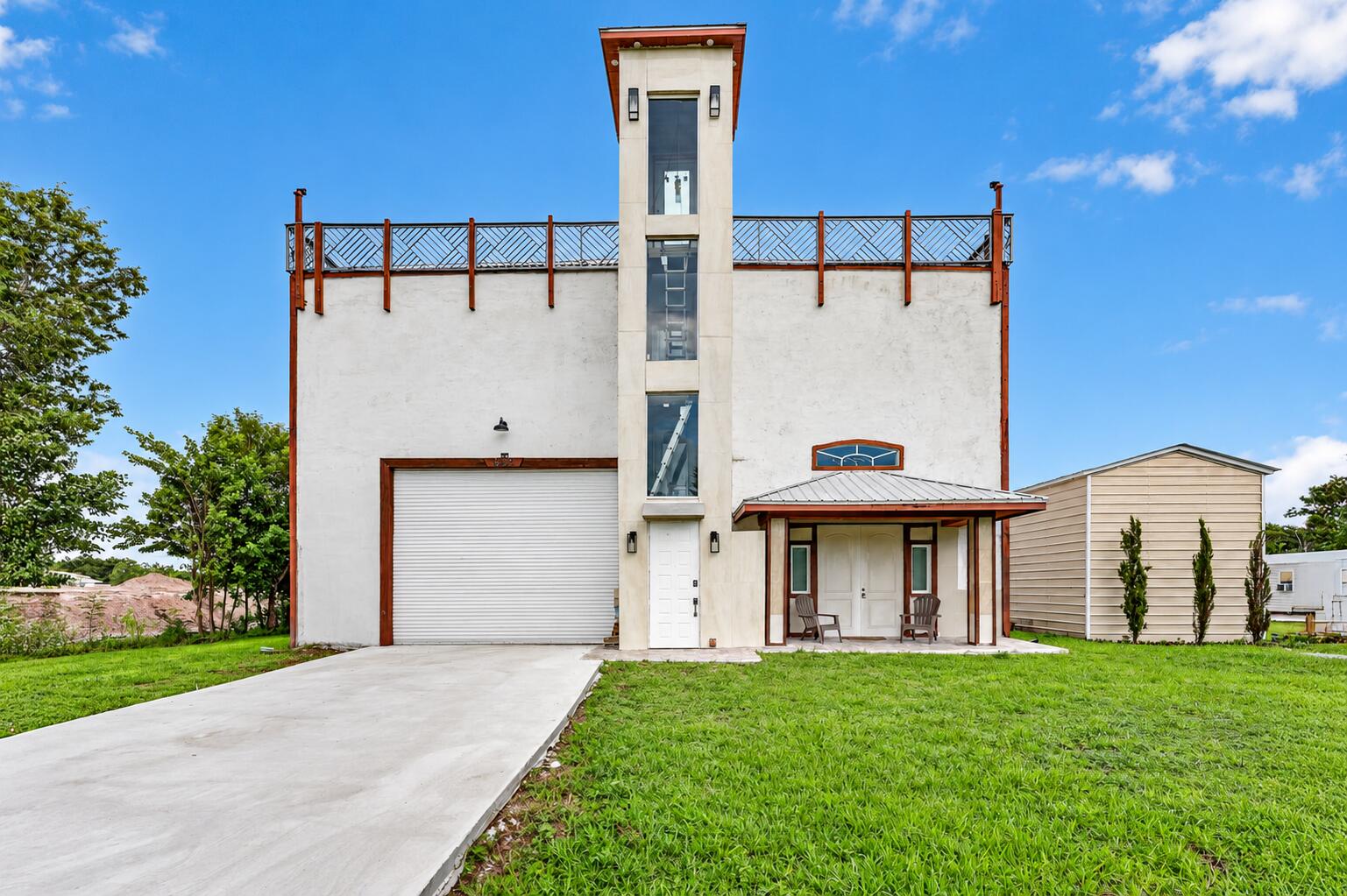 16825 89th Place N Property Photo 1