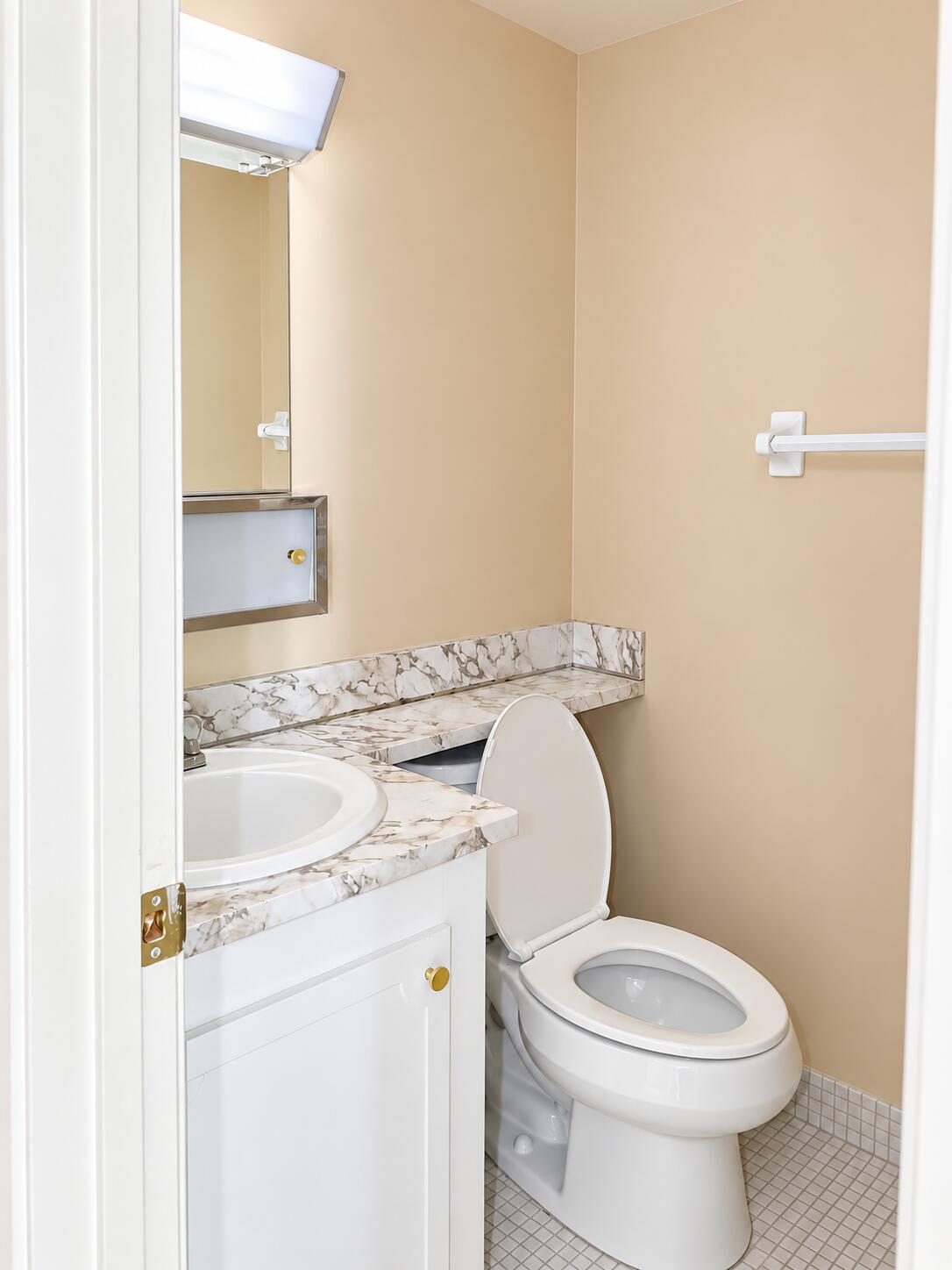 600 Village Green Court 215 Property Photo 5