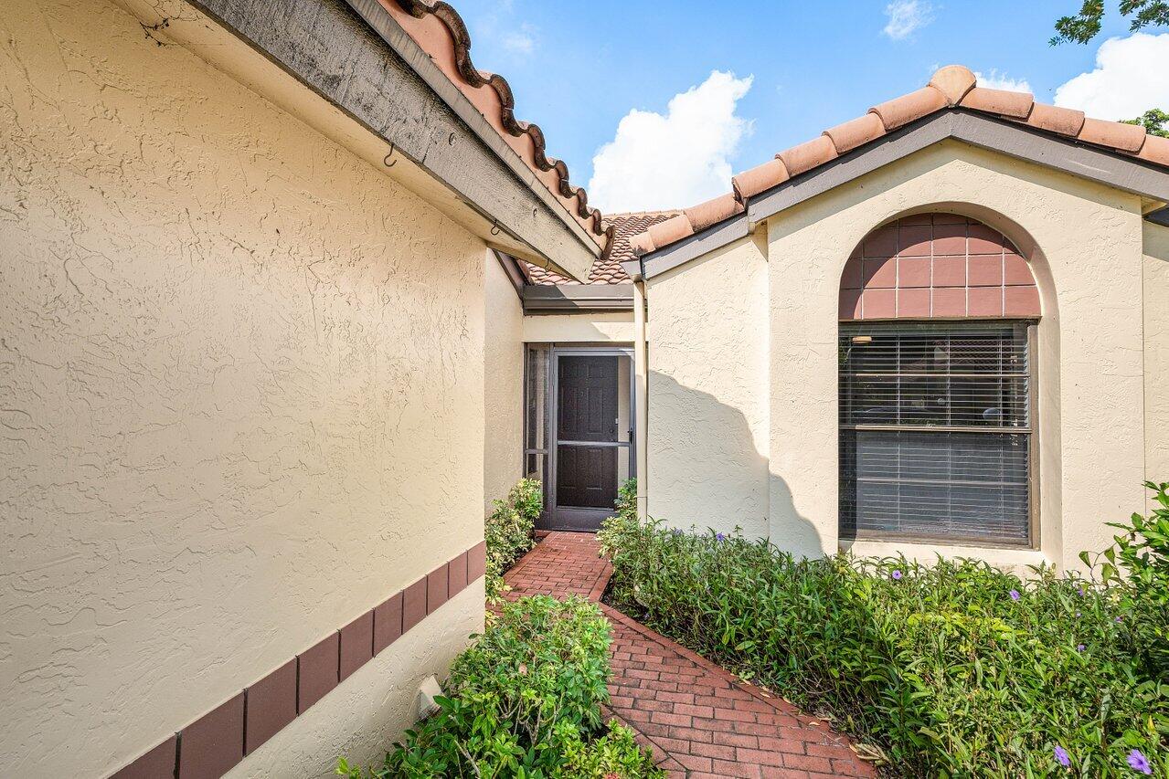 10063 Andrea Lane B Property Photo 2