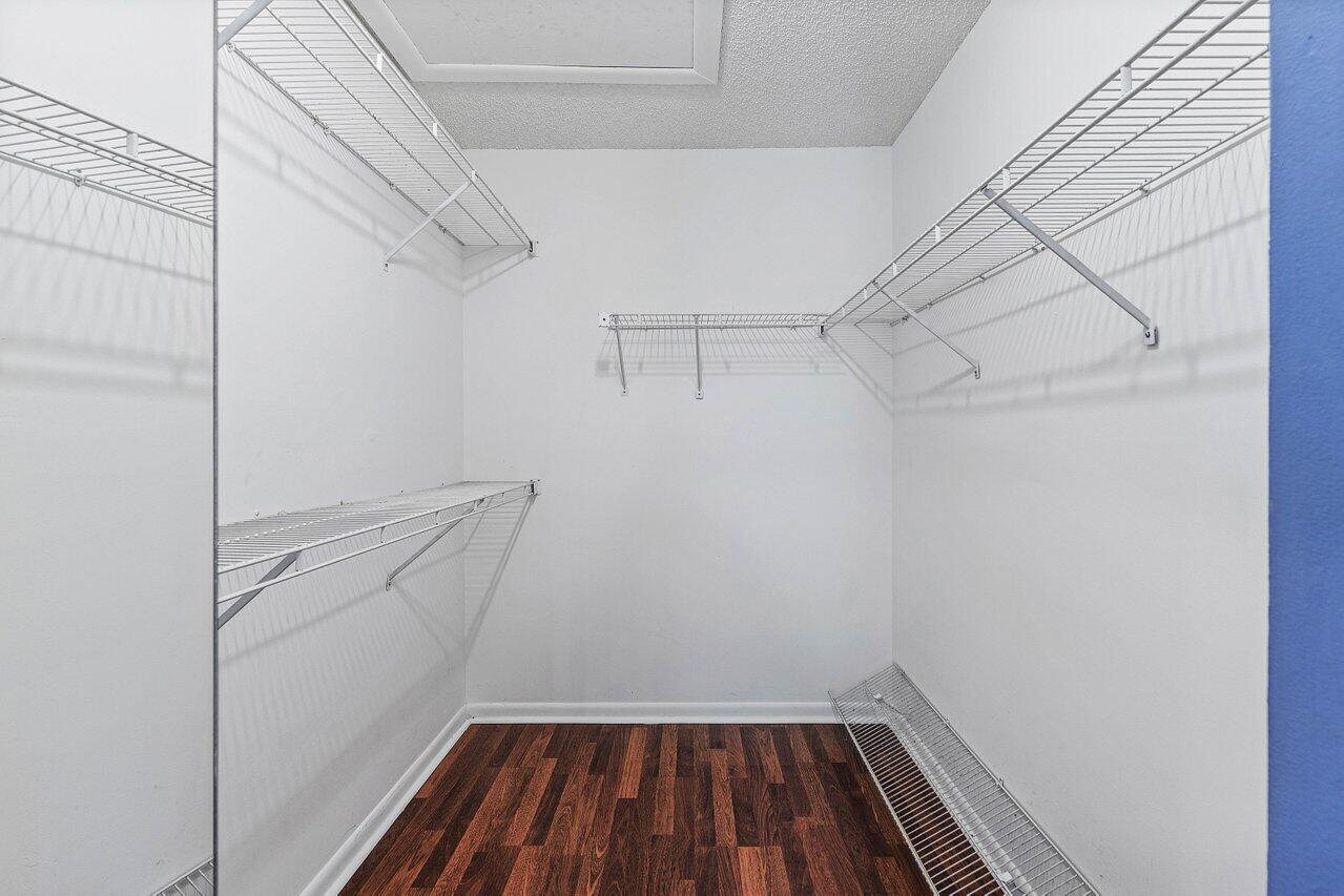 10063 Andrea Lane B Property Photo 11