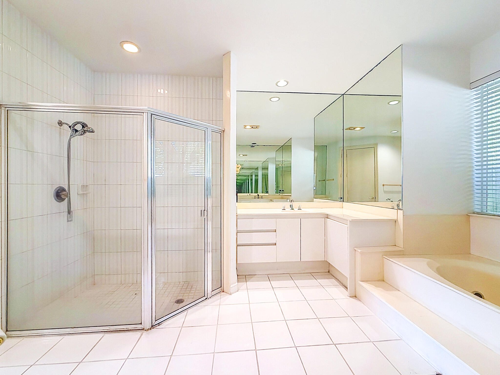 5768 Harrington Way Property Photo 16