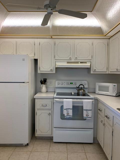194 Monaco Way Property Photo 1