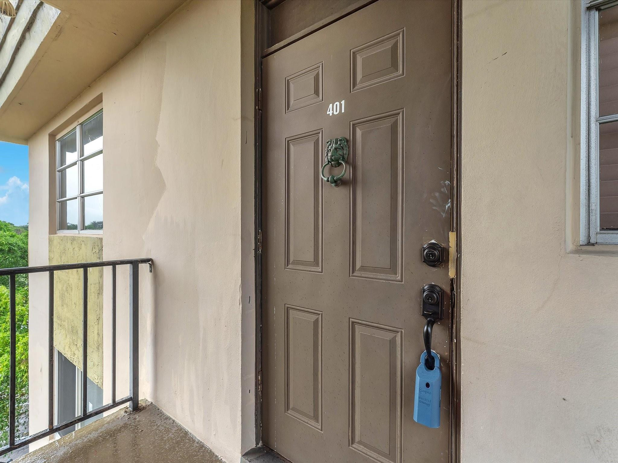 5275 Nw 10th Court 401 Property Photo 3