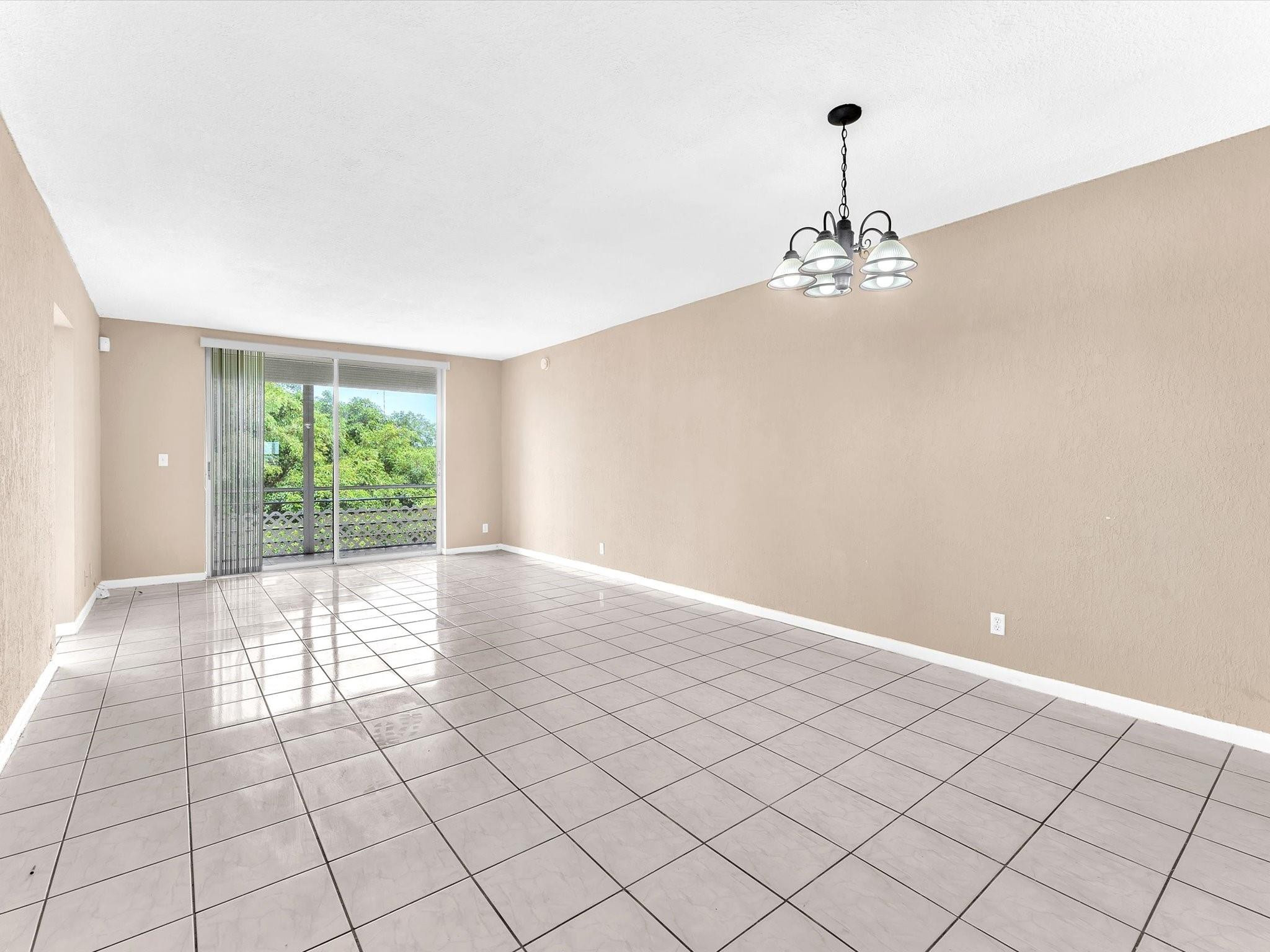 5275 Nw 10th Court 401 Property Photo 11