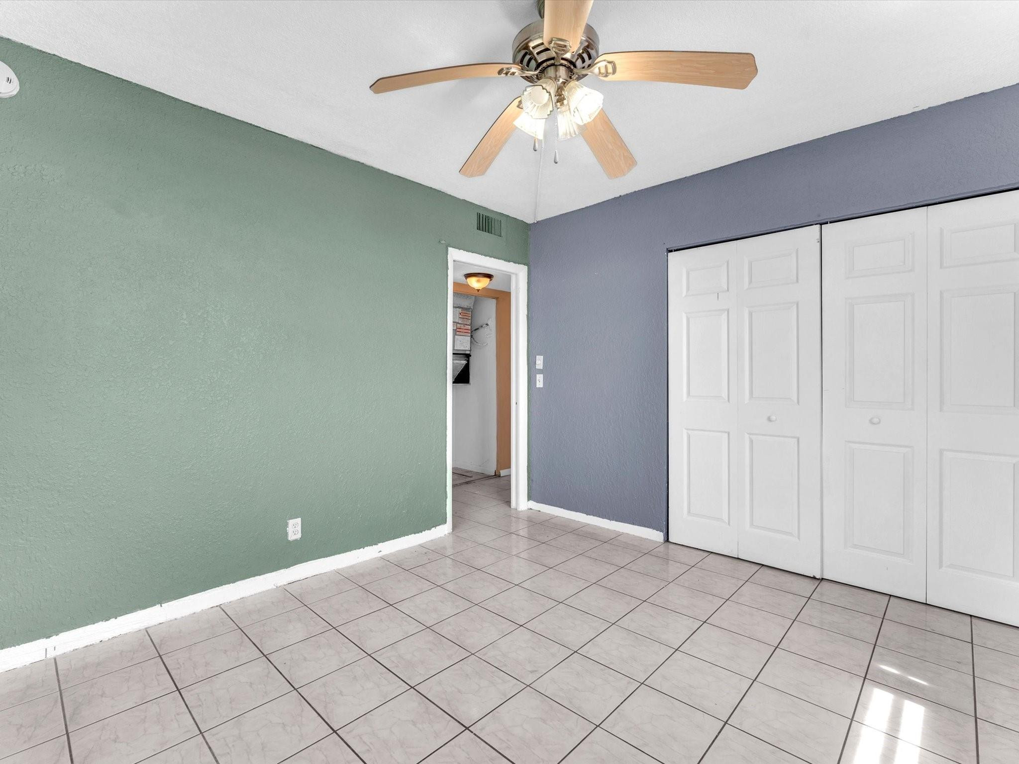5275 Nw 10th Court 401 Property Photo 14