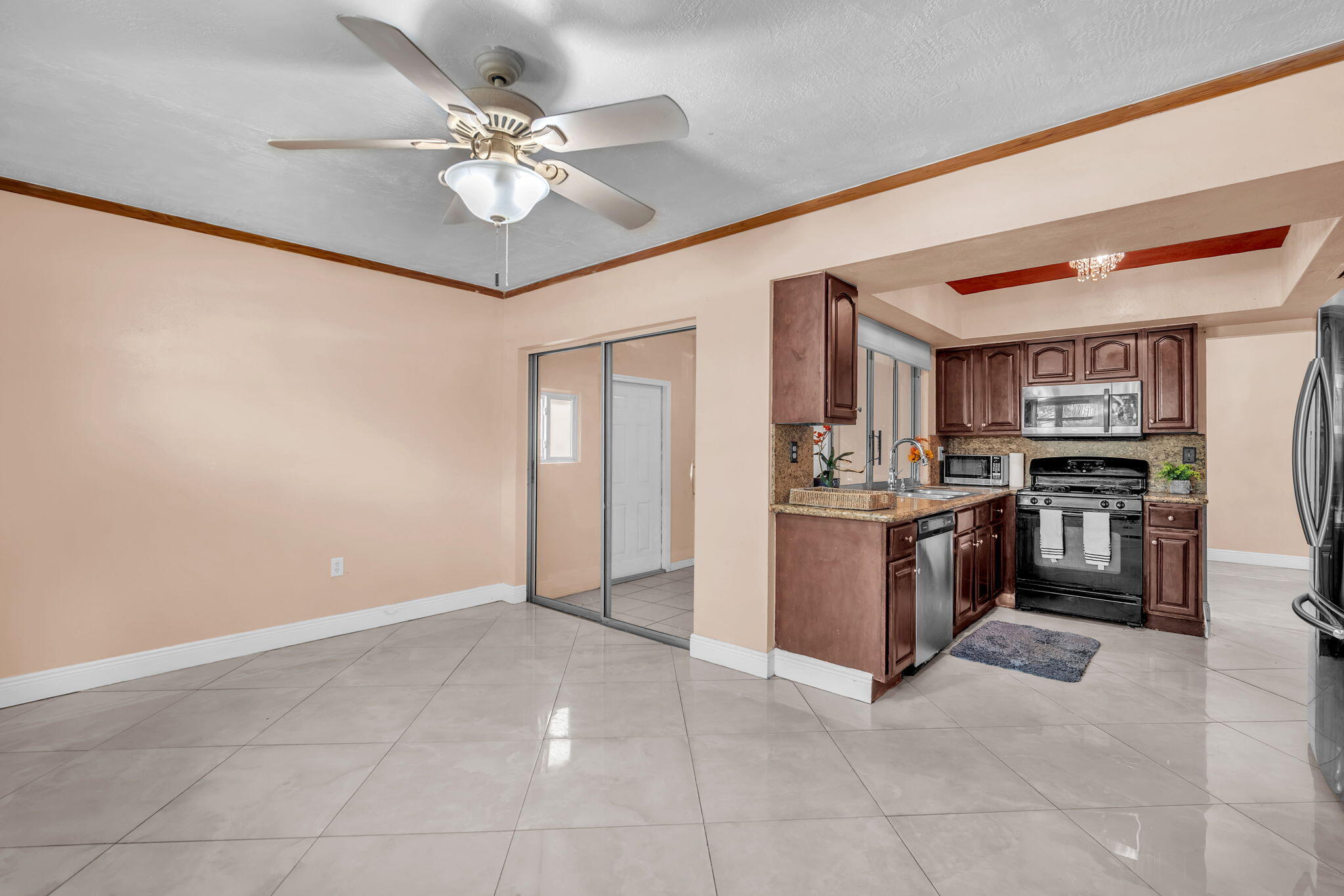 7399 Nw 20th Court Property Photo 13