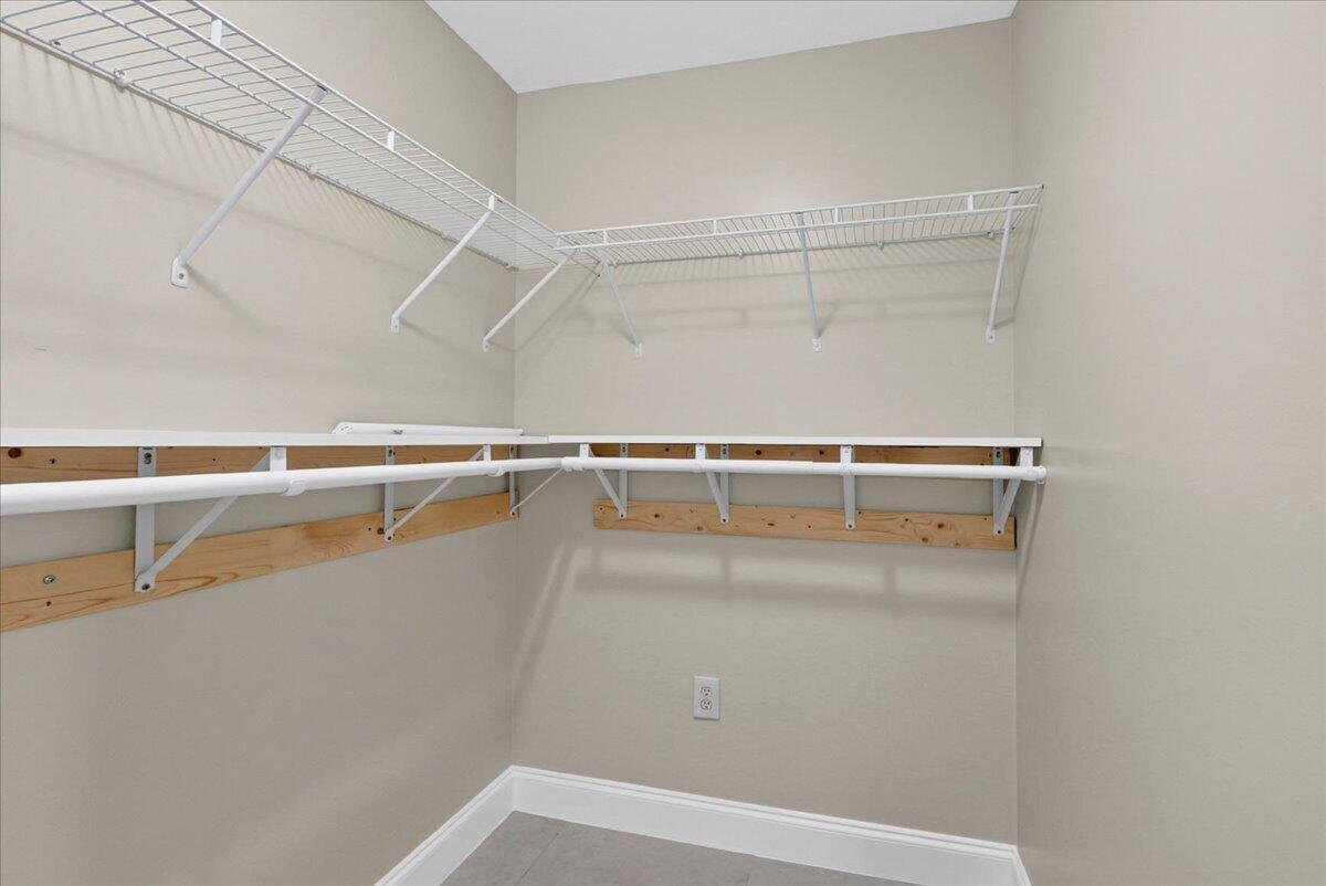 572 Sw 28th Avenue Property Photo 24