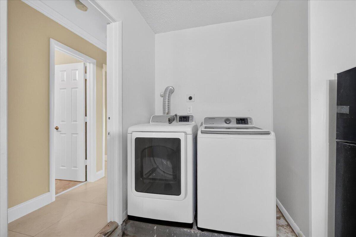 572 Sw 28th Avenue Property Photo 29
