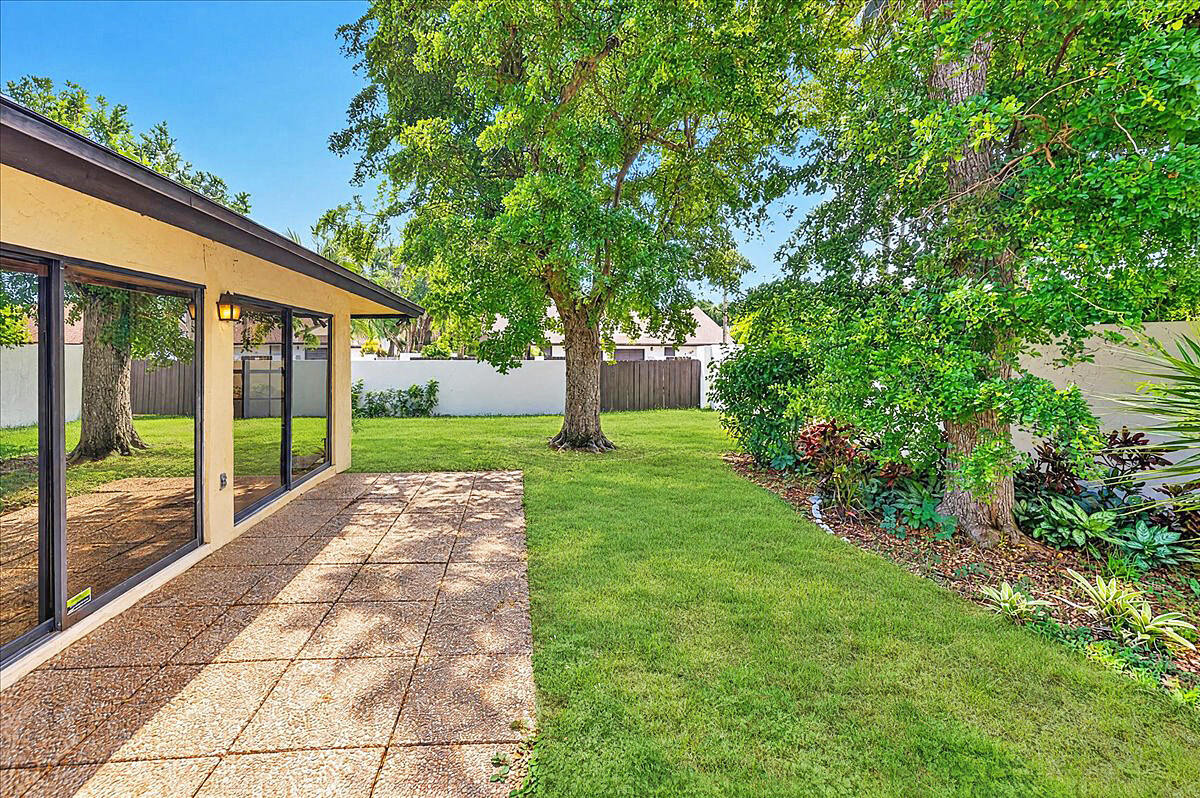 572 Sw 28th Avenue Property Photo 31