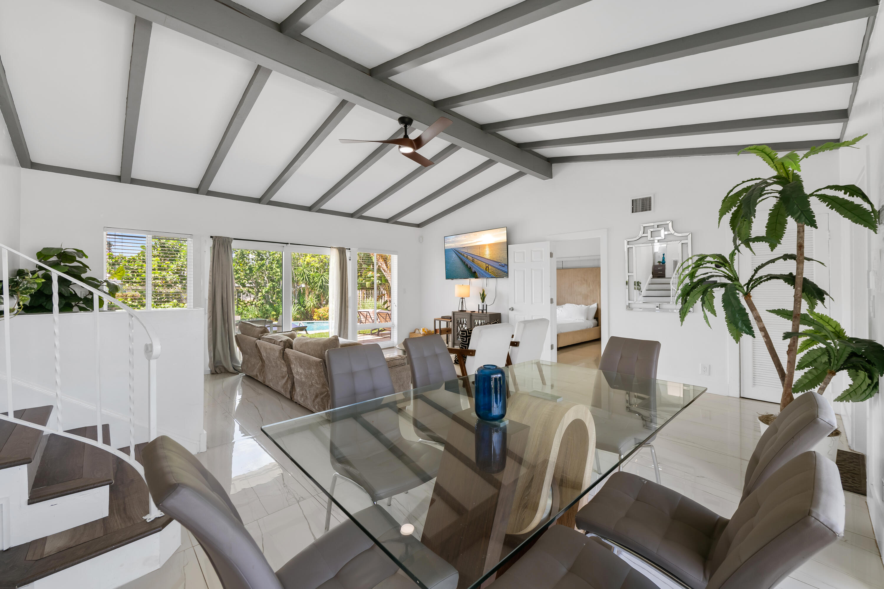2531 Key Largo Lane Property Photo 4