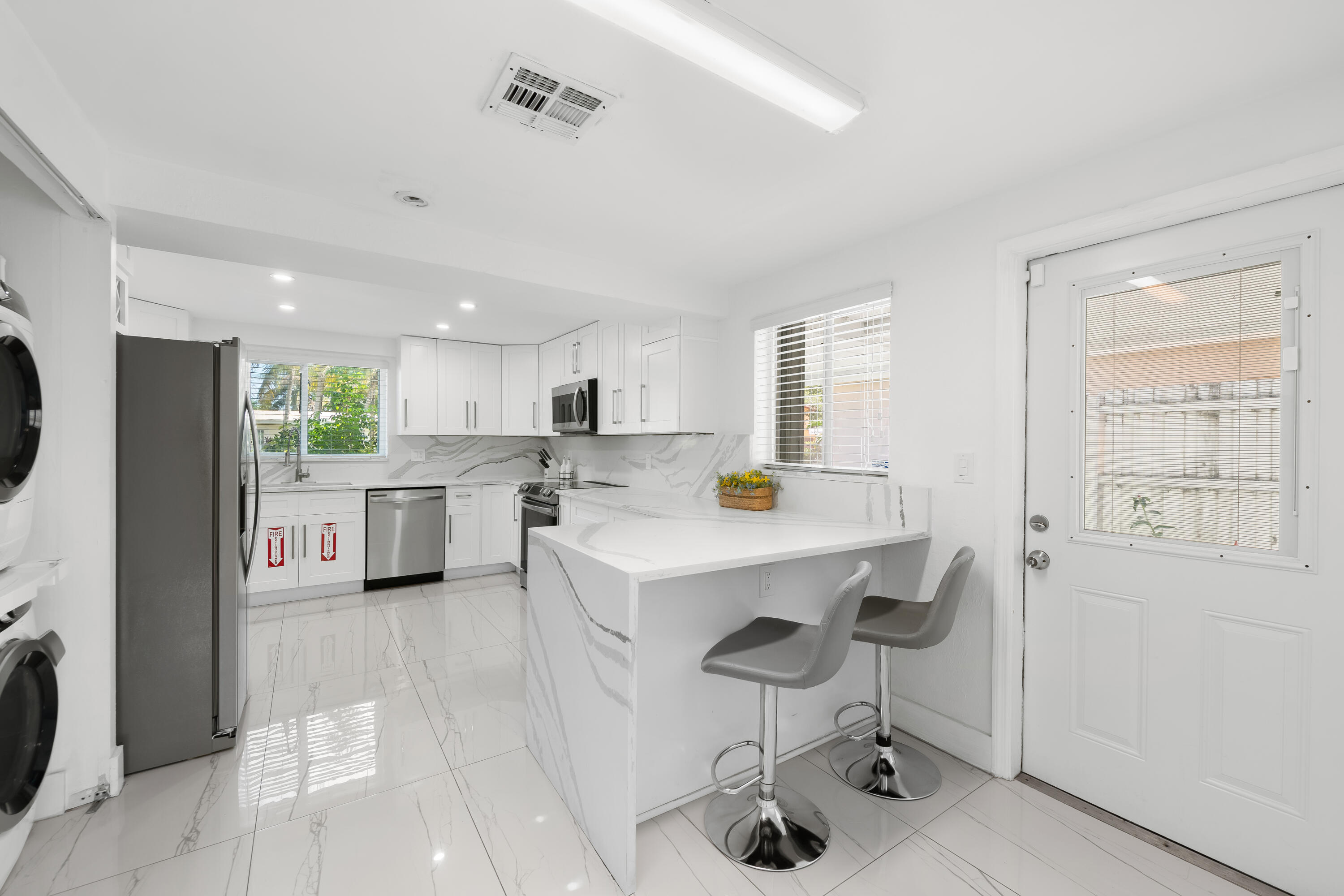 2531 Key Largo Lane Property Photo 9
