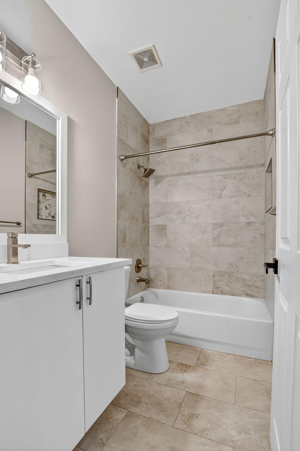 851 Nw 42nd Place Property Photo 19