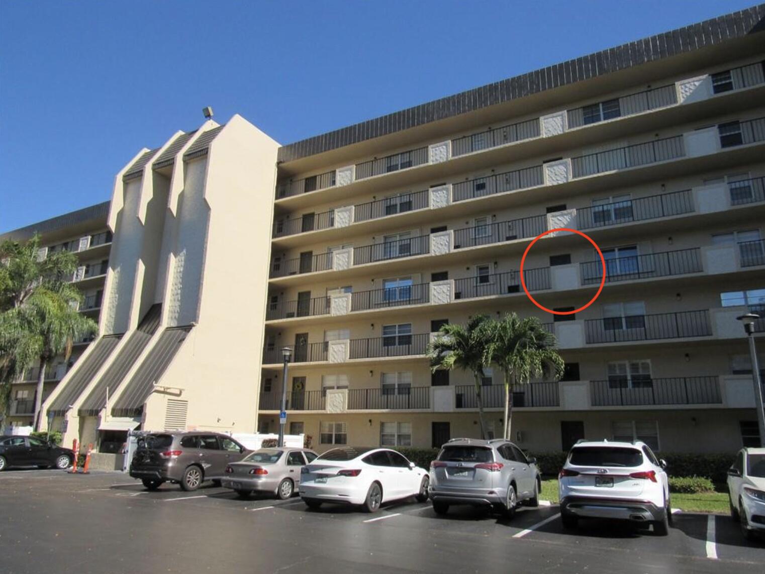3300 W Rolling Hills Circle Apt 408 Property Photo 1