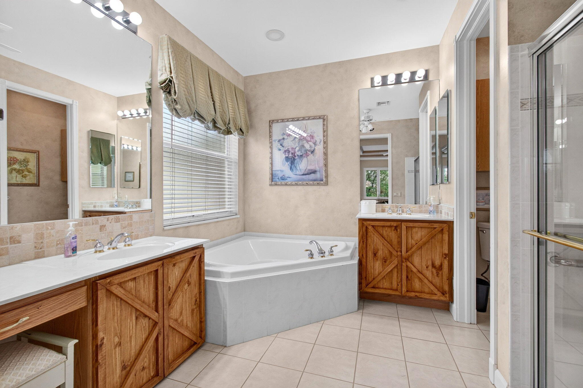 9542 Lantern Bay Circle Property Photo 38